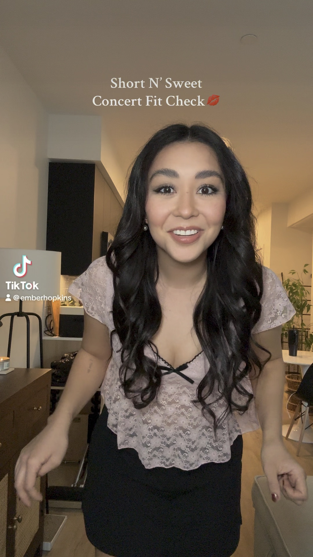Sabrina Carpenter Concert Outfit💋

#LTKBeauty #LTKVideo #LTKStyleTip