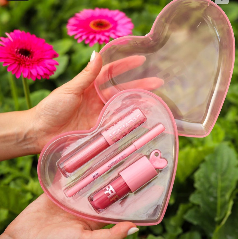 Kit apaixonante da Fran! Cupom 10 % off no app: APP10 Riachuelo 💕😮‍💨 excelente presente para o Dia dos Namorados 

#LTKbeleza #LTKbrasil