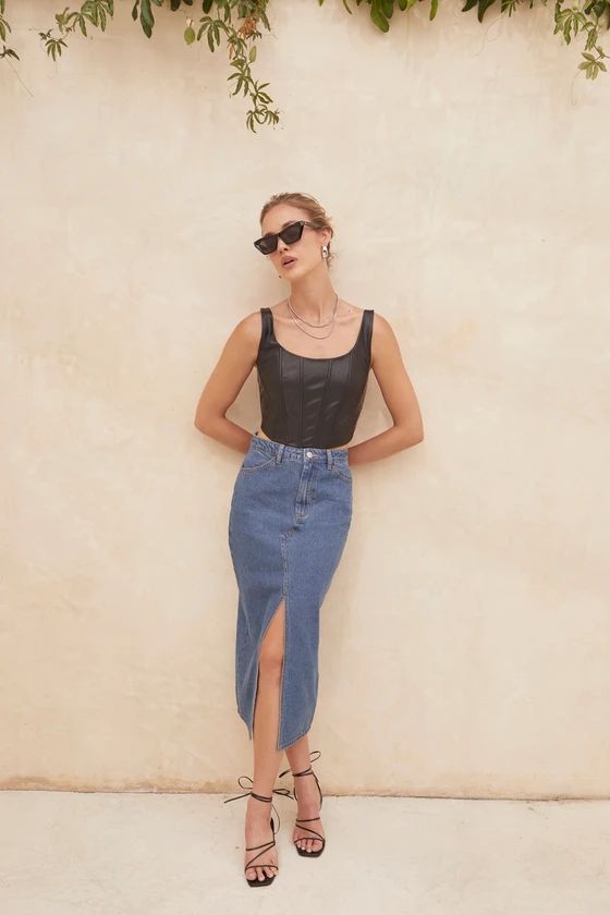 Darling Trend Medium Wash Denim Midi Skirt | Lulus (US)