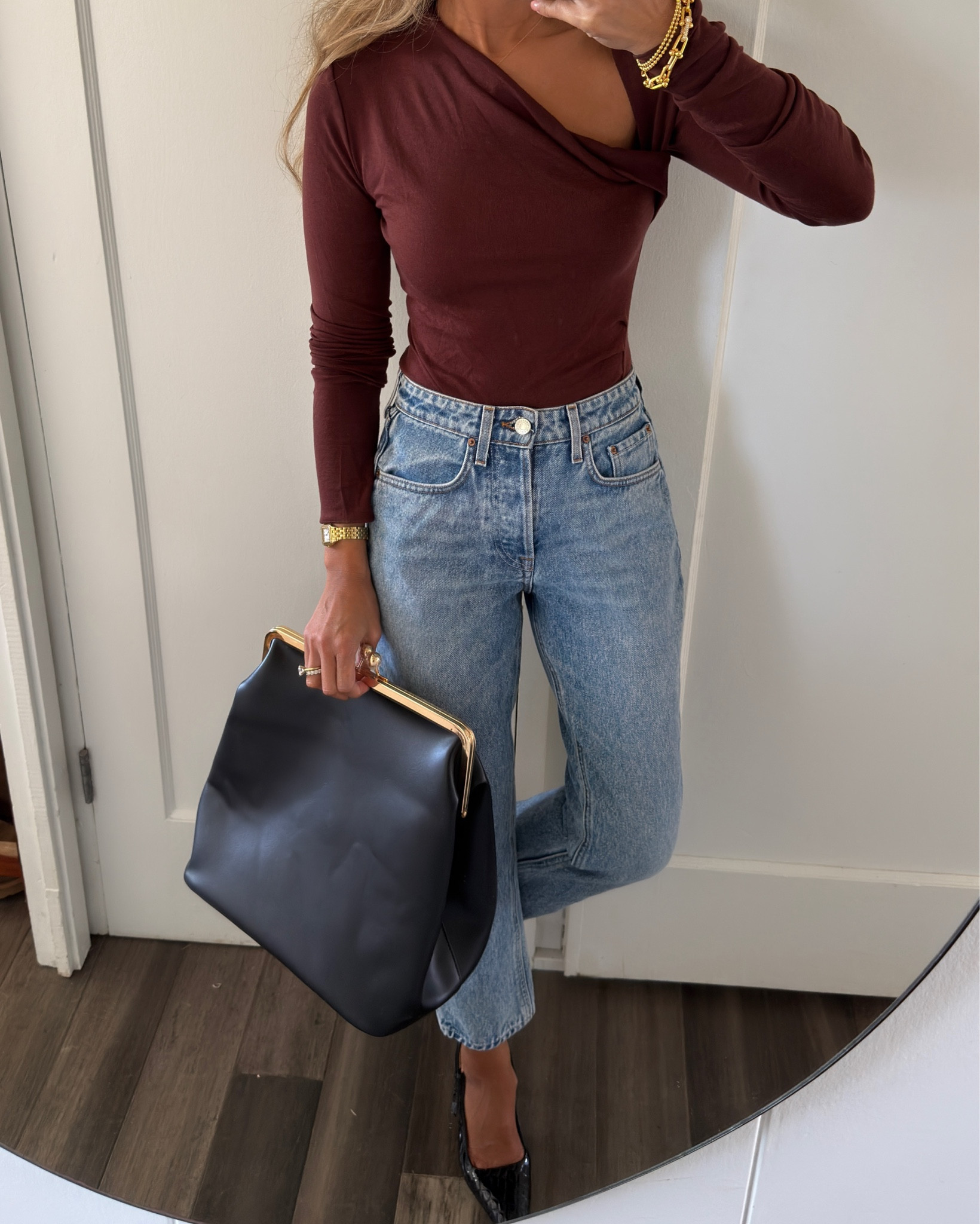 Quite amazed with this extra large clutch from Amazon! Quite similar to the Coach Kissme clutch which is sold out all the time. ❤️

#LTKPetite #LTKWorkwear #LTKSaleAlert