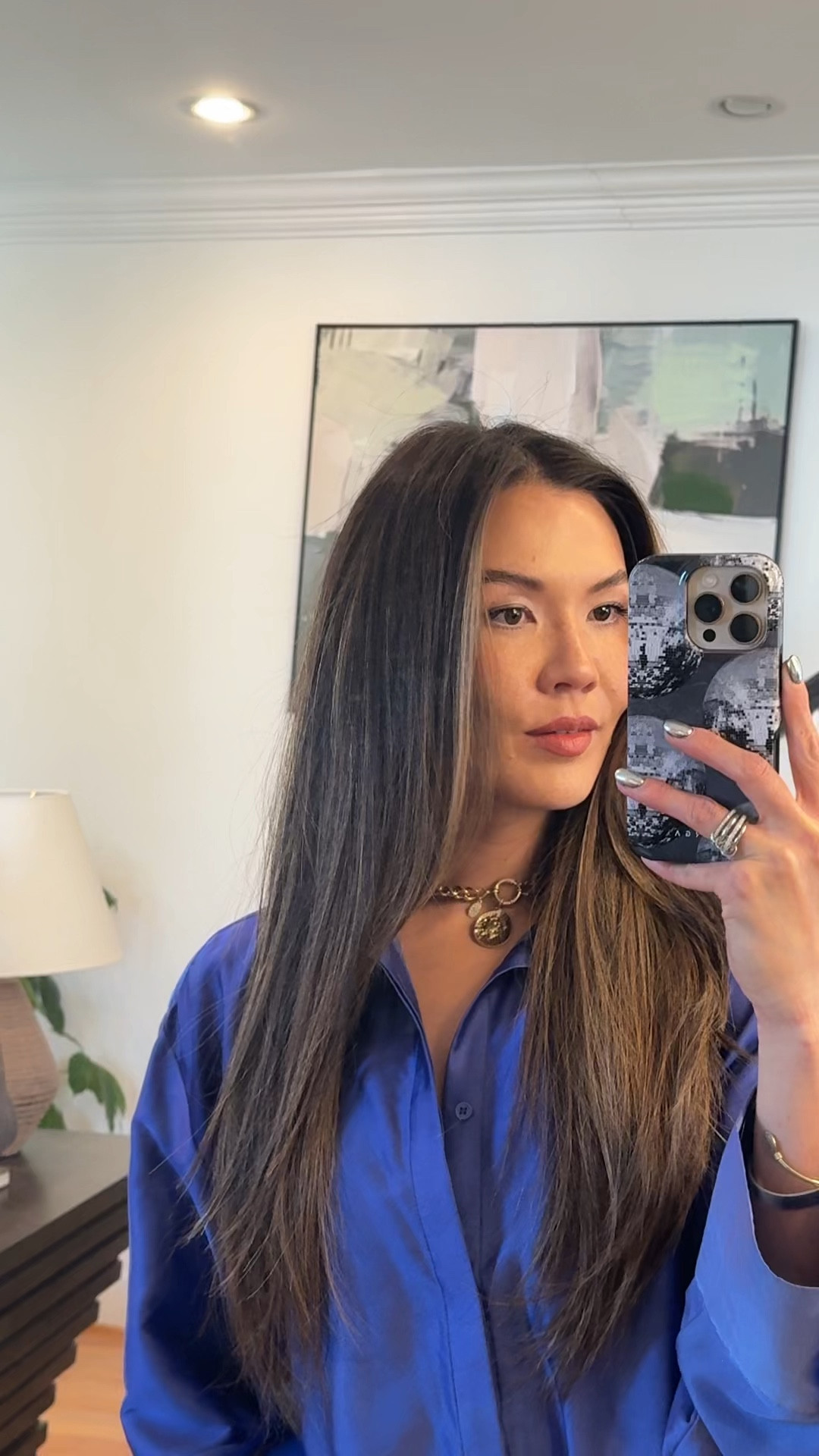 It’s finally warm enough to wear my far dress! 💙