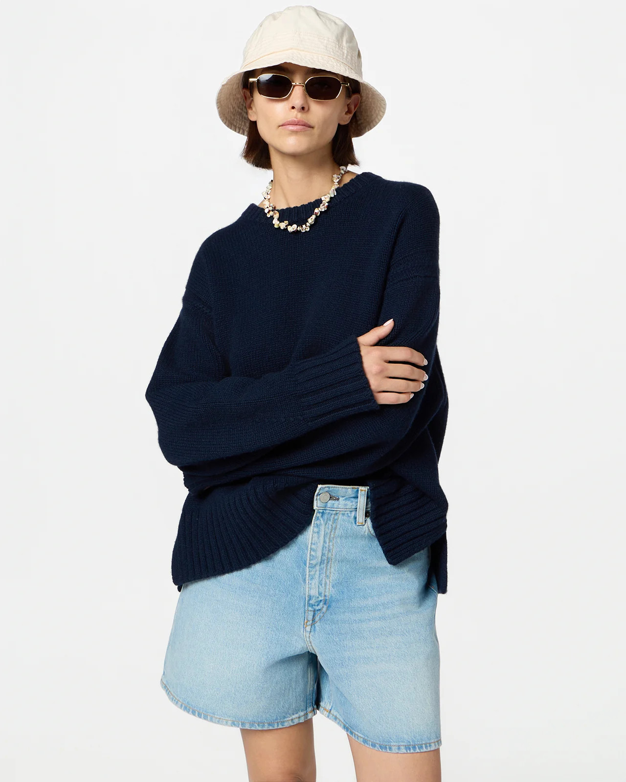 Cozy Crew - Midnight | Guest In Residence