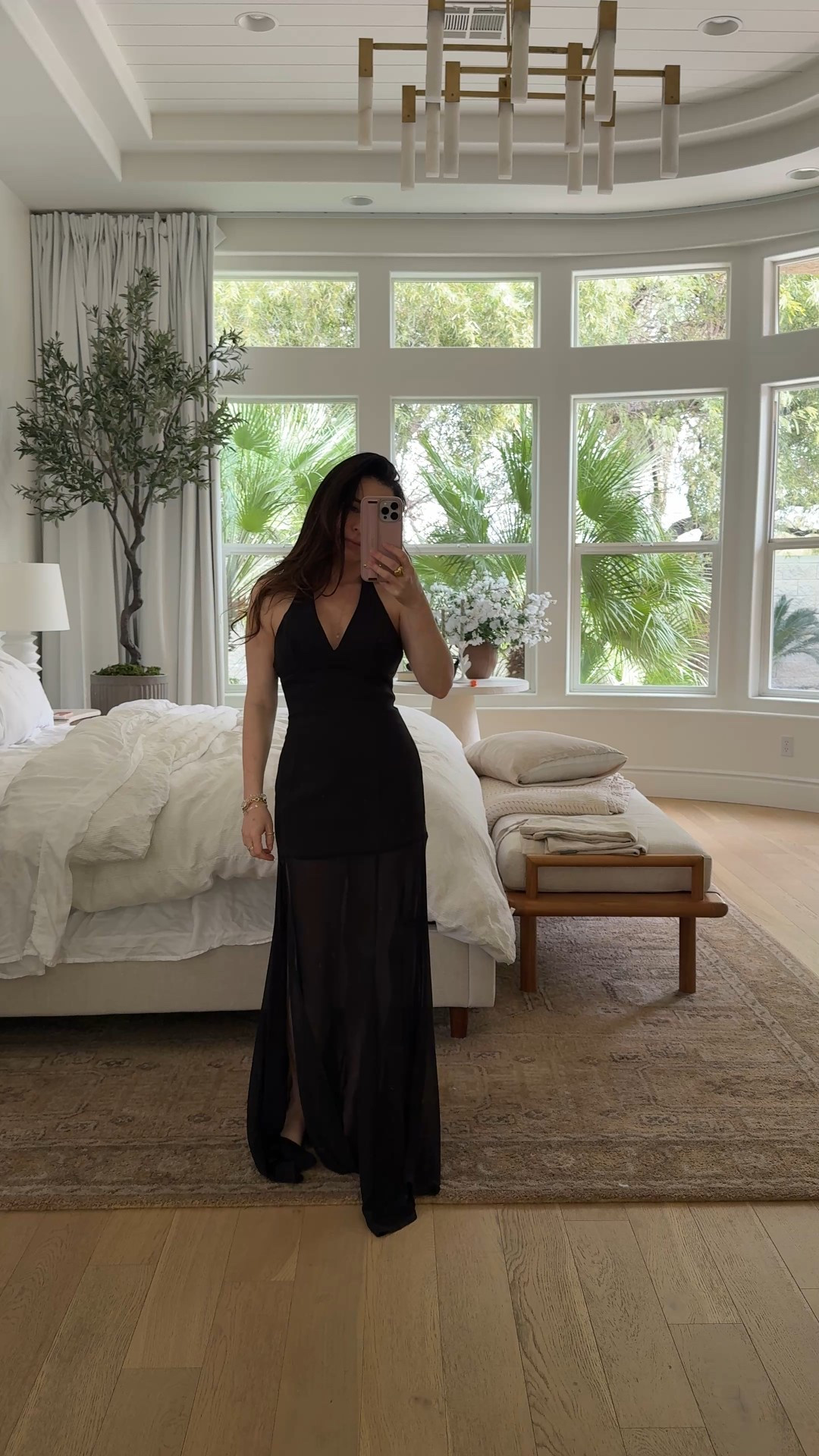 Black dress 

#LTKfitnessgoals #LTKHome #LTKPetite