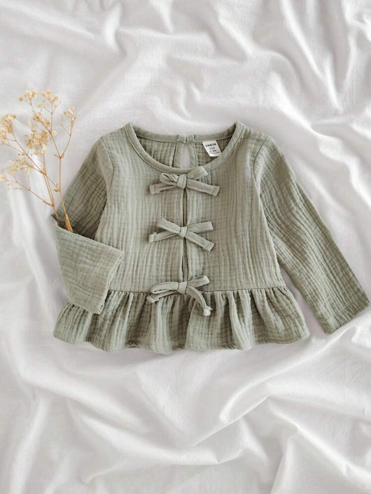 SHEIN Vintaside Kids Green Long Sleeve Baby Tee With Plain Pattern And Soft Cotton Fabric Baby Girl Sage Green Top Sage Green Baby Girl Shirt Baby Girl Green Gauze Shirt Baby Girl Gauze Top Toddler Girl Sage Green Top Fall Winter | SHEIN