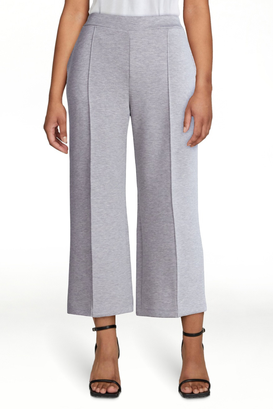 Scoop Women's and Women's Plus New Scubaknit Cropped Pants, Sizes XS-4X | Walmart (US)
