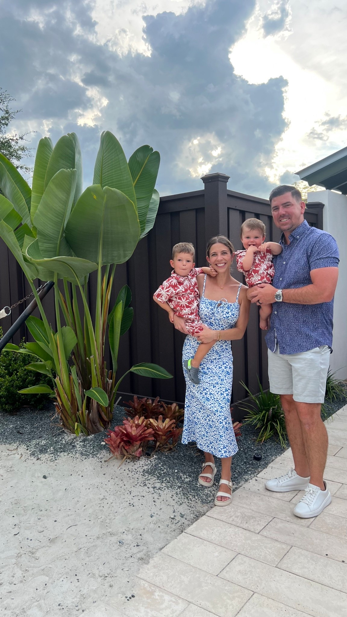 My favorite and best fitting mermaid style maxi dress from Amazon! 🩵

#LTKFindsUnder50 #LTKPetite