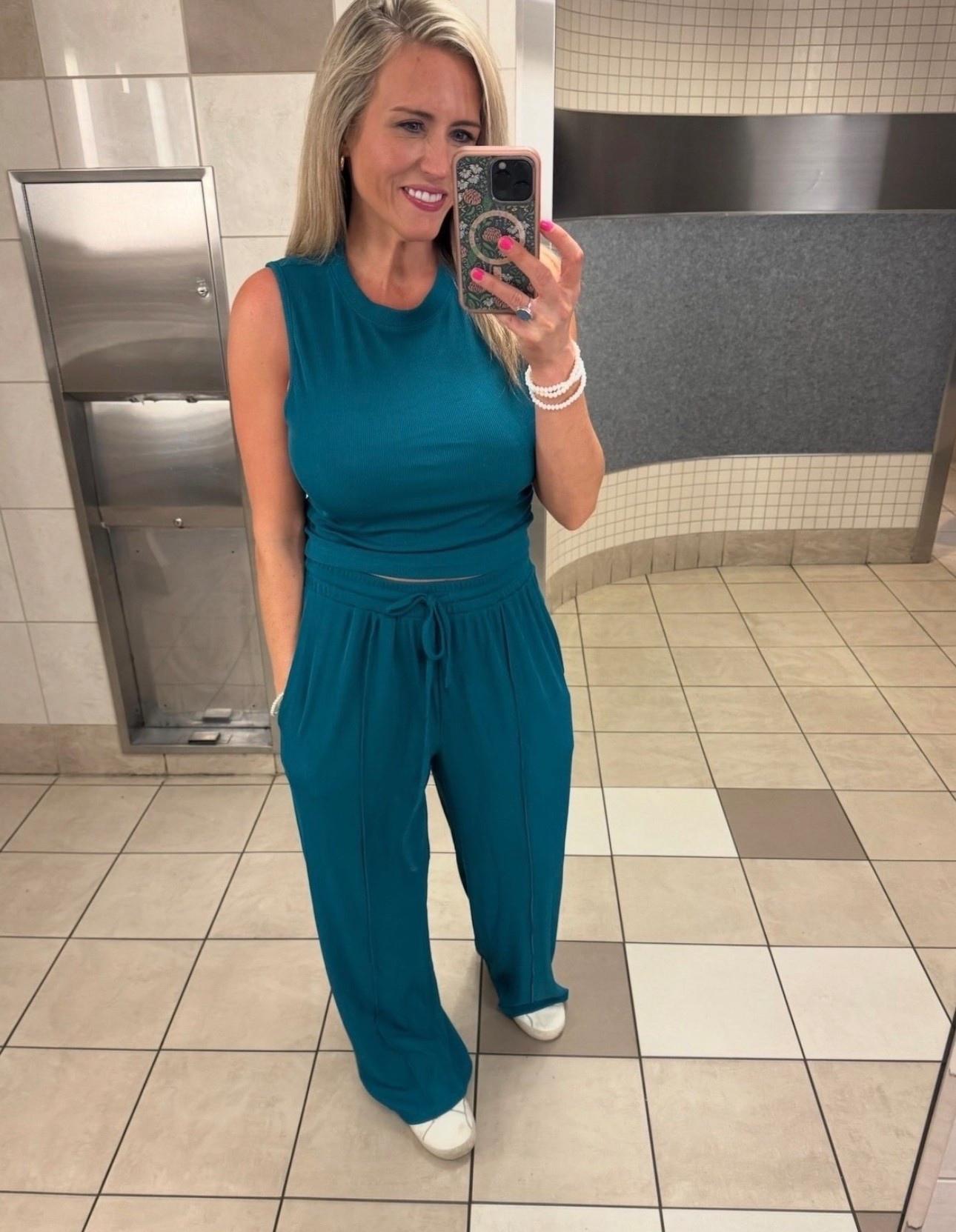 Comfy matching set for a travel day! 

#LTKFindsUnder50 #LTKTravel #LTKStyleTip