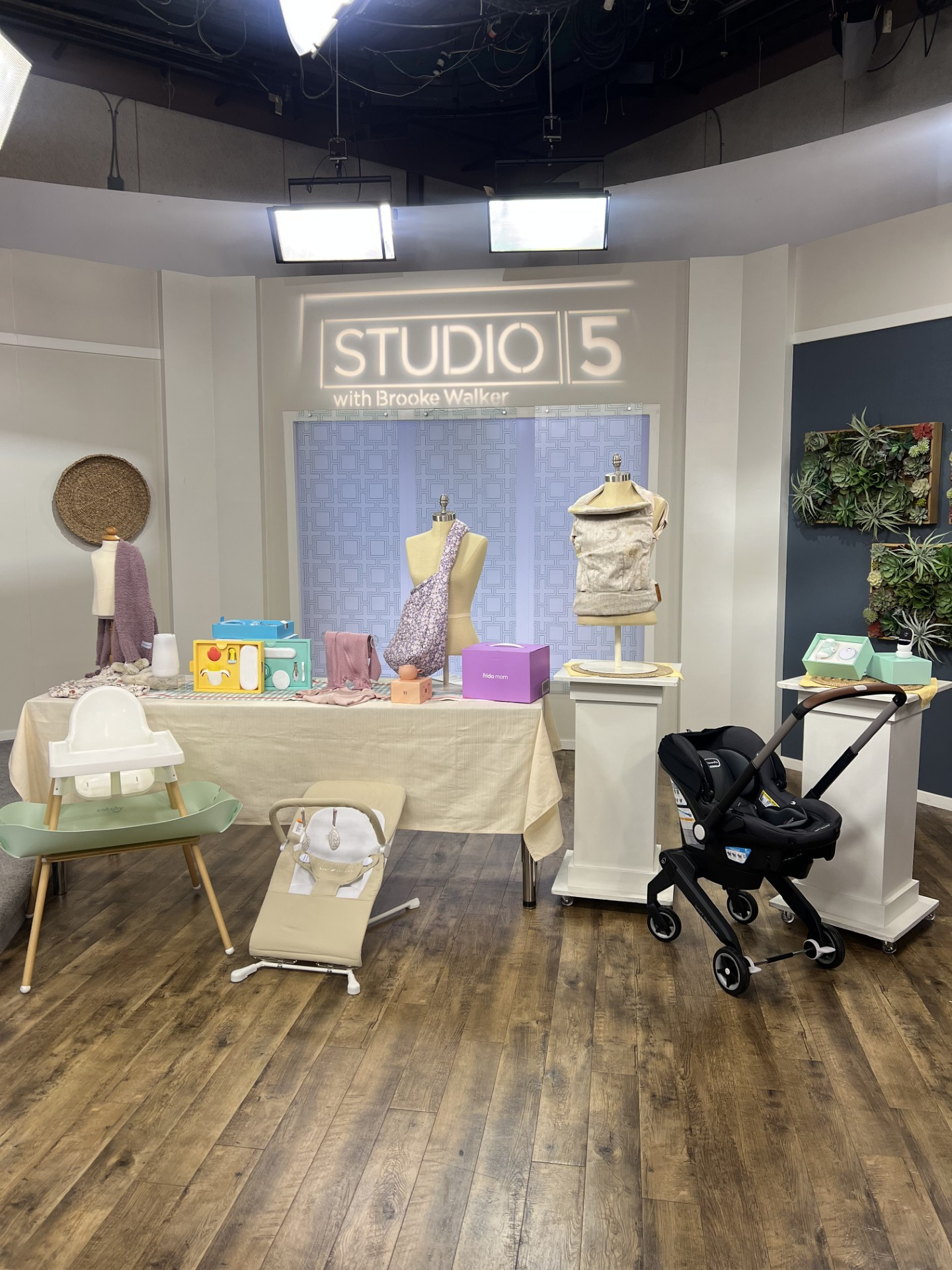 Modern mamas, this one’s for you. 💁‍♀️ Whether you’re prepping for baby #1 or #5, we’re breaking down the baby gear that’s practical and pretty. Style Editor Daylan Dove shares the must-haves making life easier (and cuter) in 2025. 🍼✨ 

 #LTKBaby #LTKBump #LTKFamily