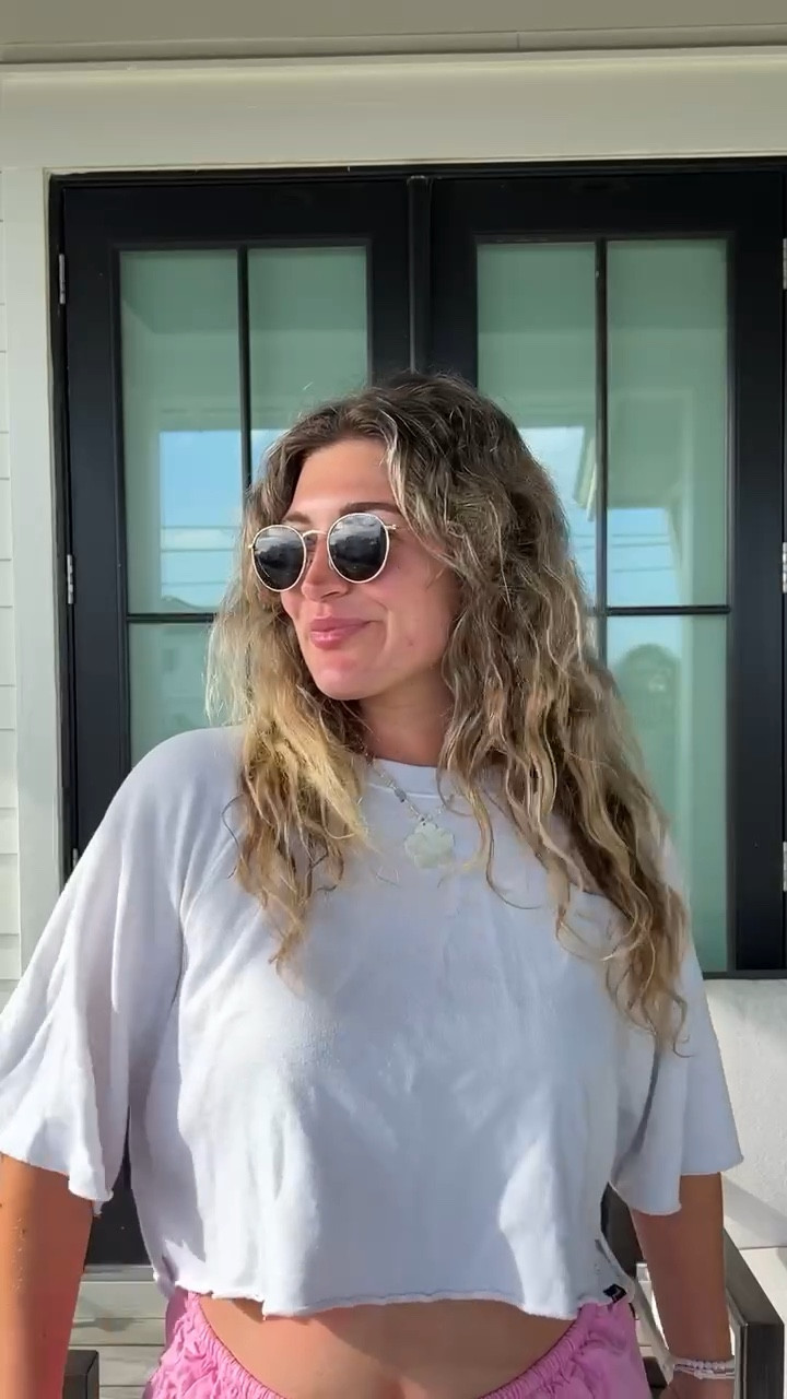 My post beach refresh routine!

Code: AUDREYS25 for a discount on Incommon spray!

#LTKBeauty #LTKStyleTip #LTKVideo