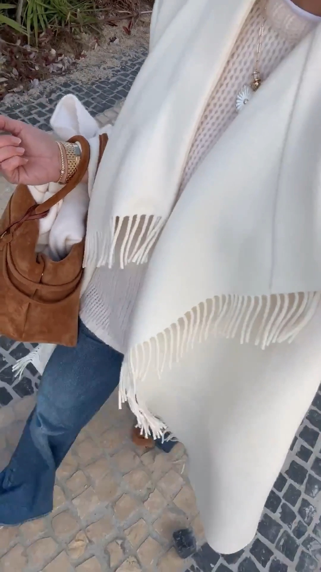 I’m wearing a size small in this gorgeous fringe coat!

#LTKootd