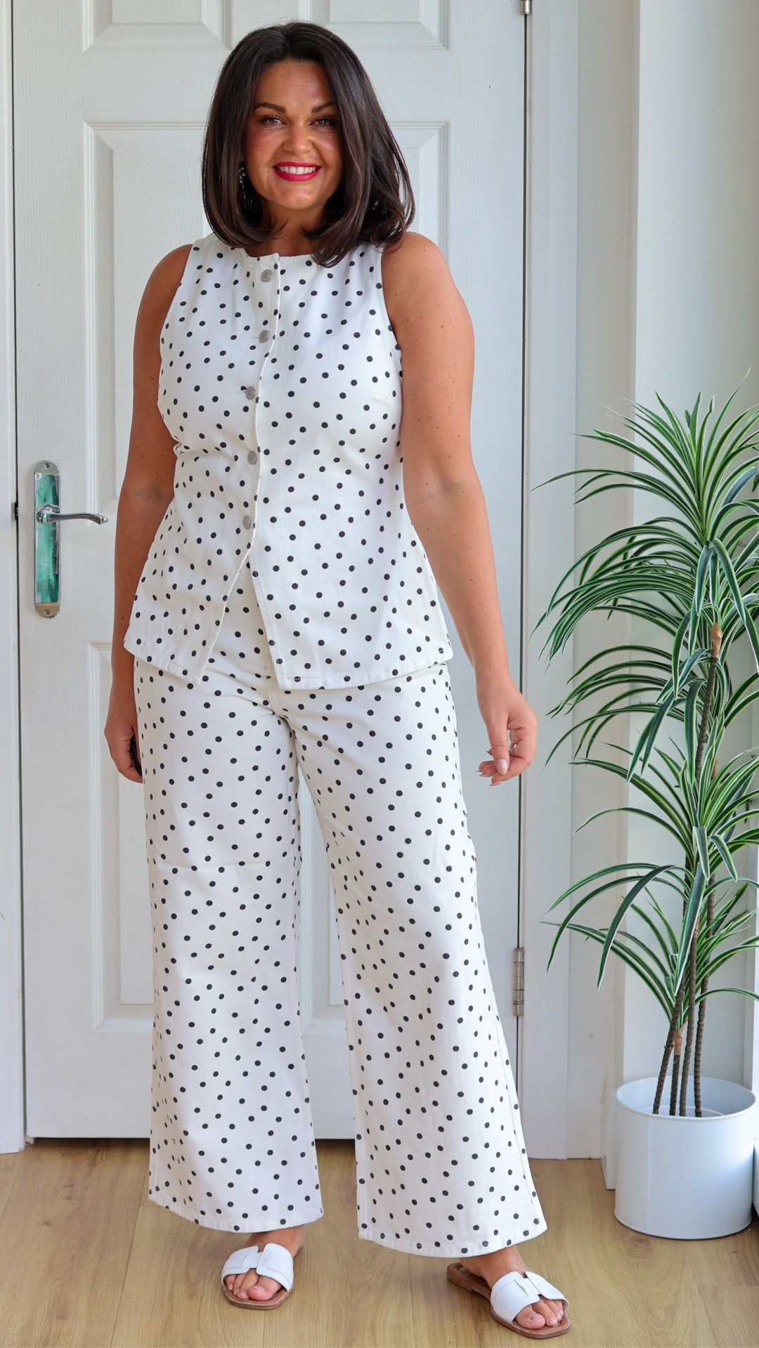 Polka Dots - Part 1 

Did someone say Denim polka dot co ord?! 

Timeless with a modern twist, easy to wear and you can mix and match with other staples in your wardrobe.  

I’m 5ft 7 and wear a size 14 in both top and bottom. 

#LTKOver40 #LTKMidsize #LTKUK