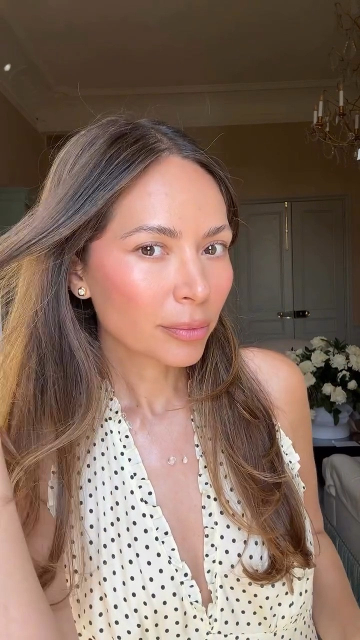 Summer Fridays new blush butter balm is here 🧈 I’m wearing shade toasted terracotta with the blush brush

Blush Butter Balm is a skincare-first formula with peptides & ceramides in six smooth, blendable shades that melt into skin delivering buttery, hydrating color with a dewy finish.

Soft Strawberry – Neutral pink
Toasted Terracotta – Warm rose
Berry Spritz – Neutral berry
Sweet Rosé – Cool baby pink
Pink Sunset – Warm peachy pink
Dusty Rose – Cool dusty rose

#LTKBeauty #LTKSeasonal