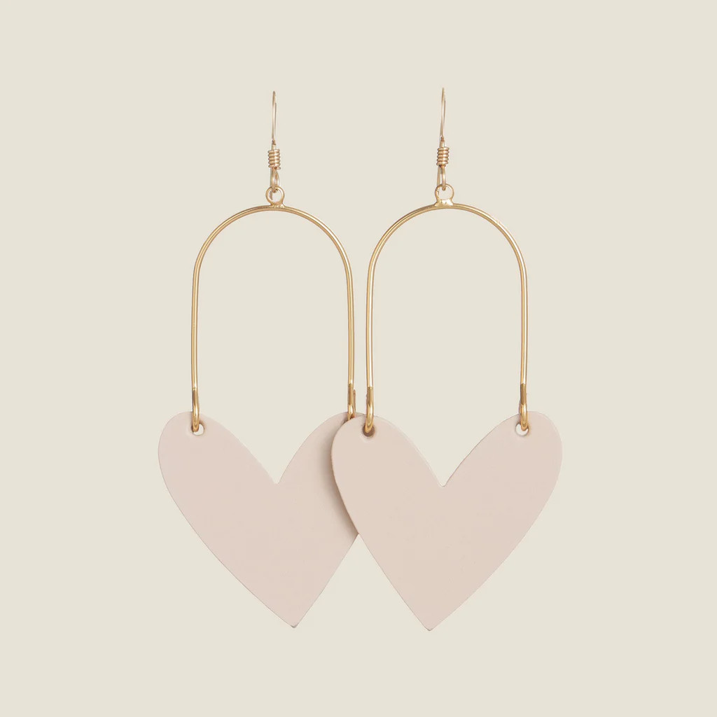 Soft Sand Sweethearts | Nickel and Suede