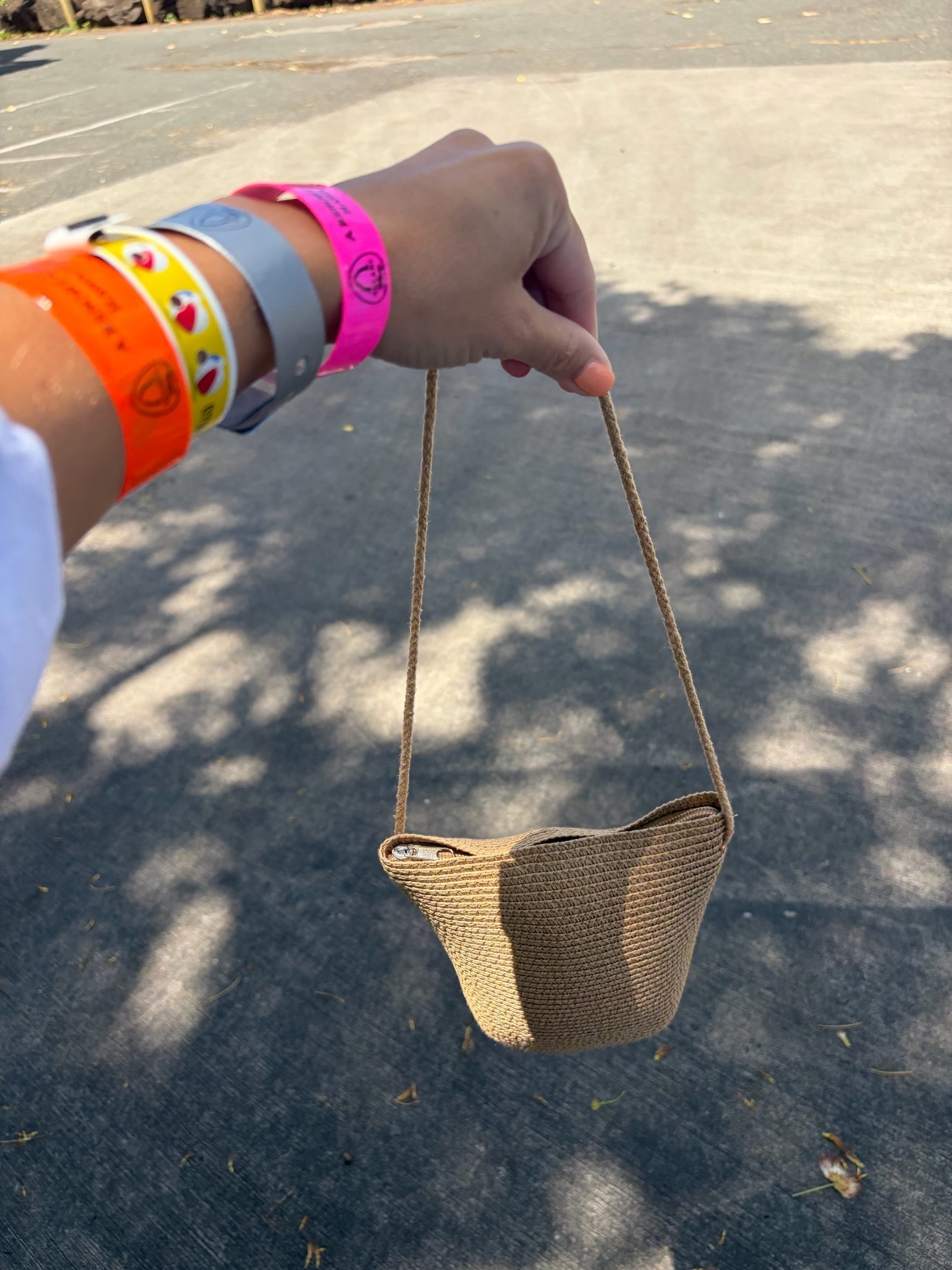 Such a good find for a beach trip! I tied the strap to make it shorter but you could also wear crossbody!

#LTKSwim #LTKootd #LTKTravel