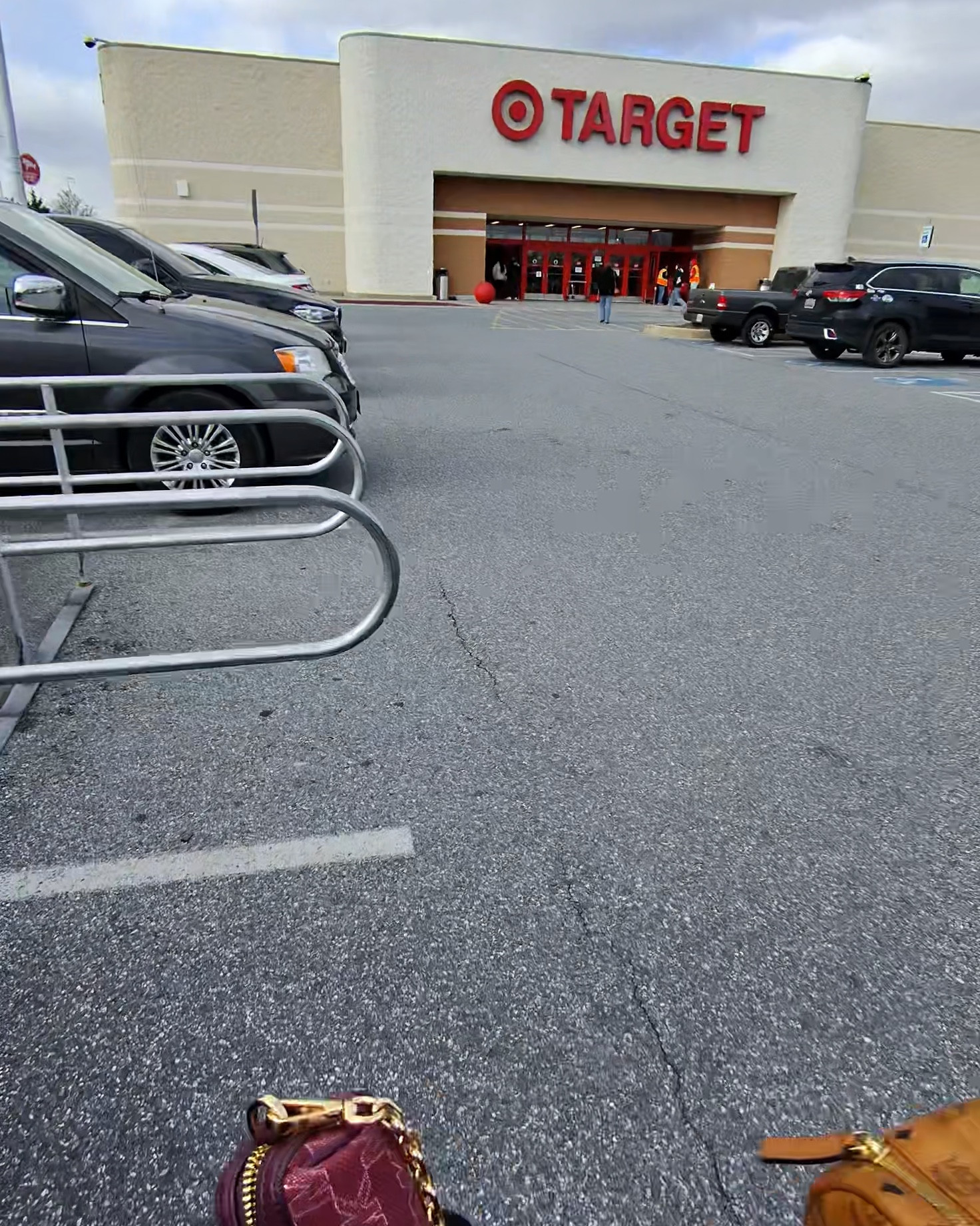 ✨ Style, sun protection, and smart tech—wrapped in one sleek pair of glasses! 🕶️ My Meta Ray-Ban transition glasses have been a total lifesaver, y’all. They adapt instantly to the light, so I never have to fumble with switching between sunglasses and clear lenses.
🎶 And let’s talk about the hands-free features—game. changer. I’ve been taking calls, jamming to my playlist, and staying connected all while keeping my hands safely on the wheel. It’s luxury and practicality combined.
🌟 Want a pair? Use my link on LTK to grab yours today and upgrade your everyday game. Don’t wait—you need these in your life!
#MetaRayBan #StyleMeetsTech #SmartLiving #TransitionGlassesGoals


#LTKGiftGuide #LTKWatchNow #LTKStyleTip