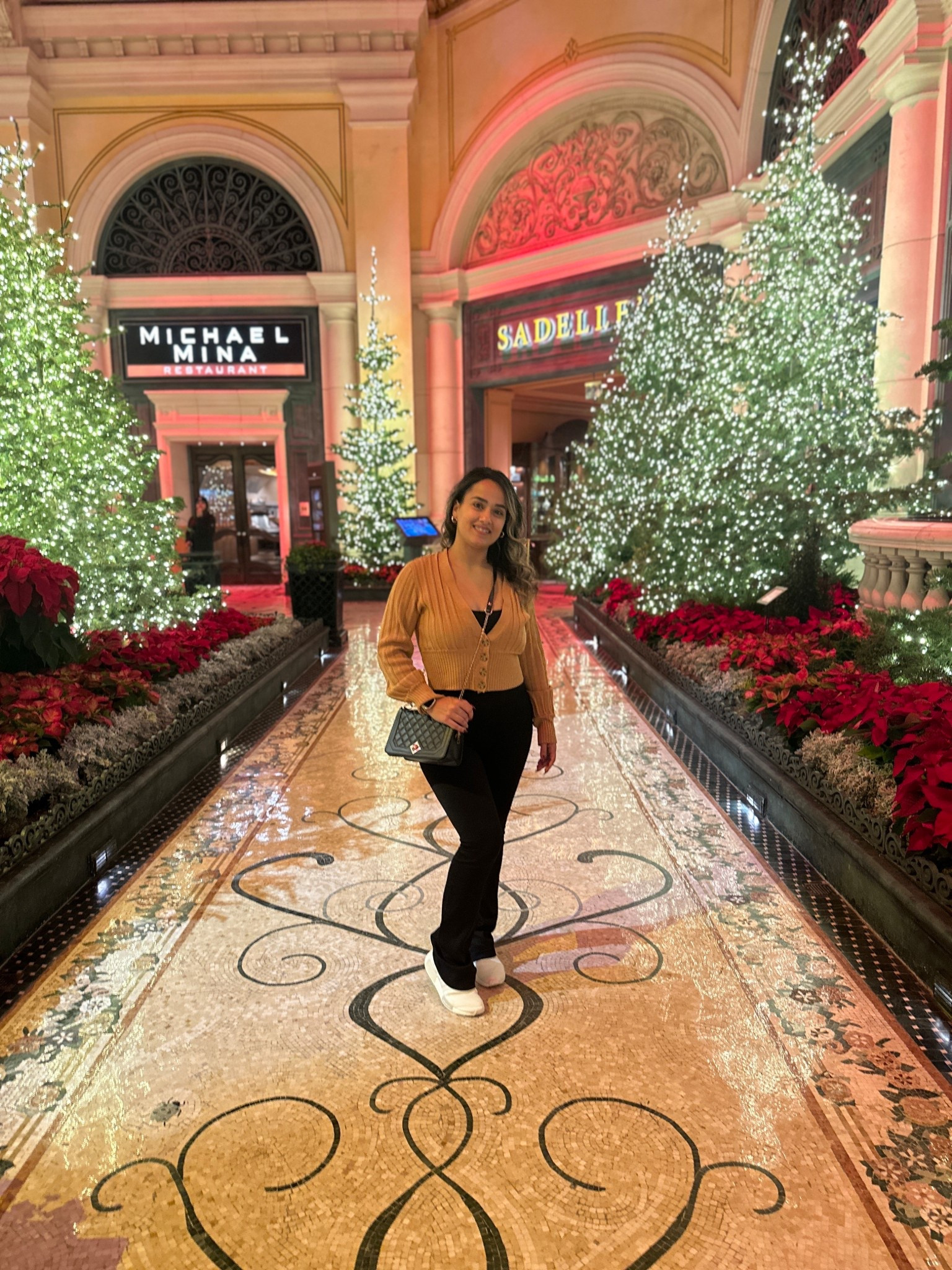 Winter vibes! 

#LTKSeasonal #LTKHoliday #LTKMidsize