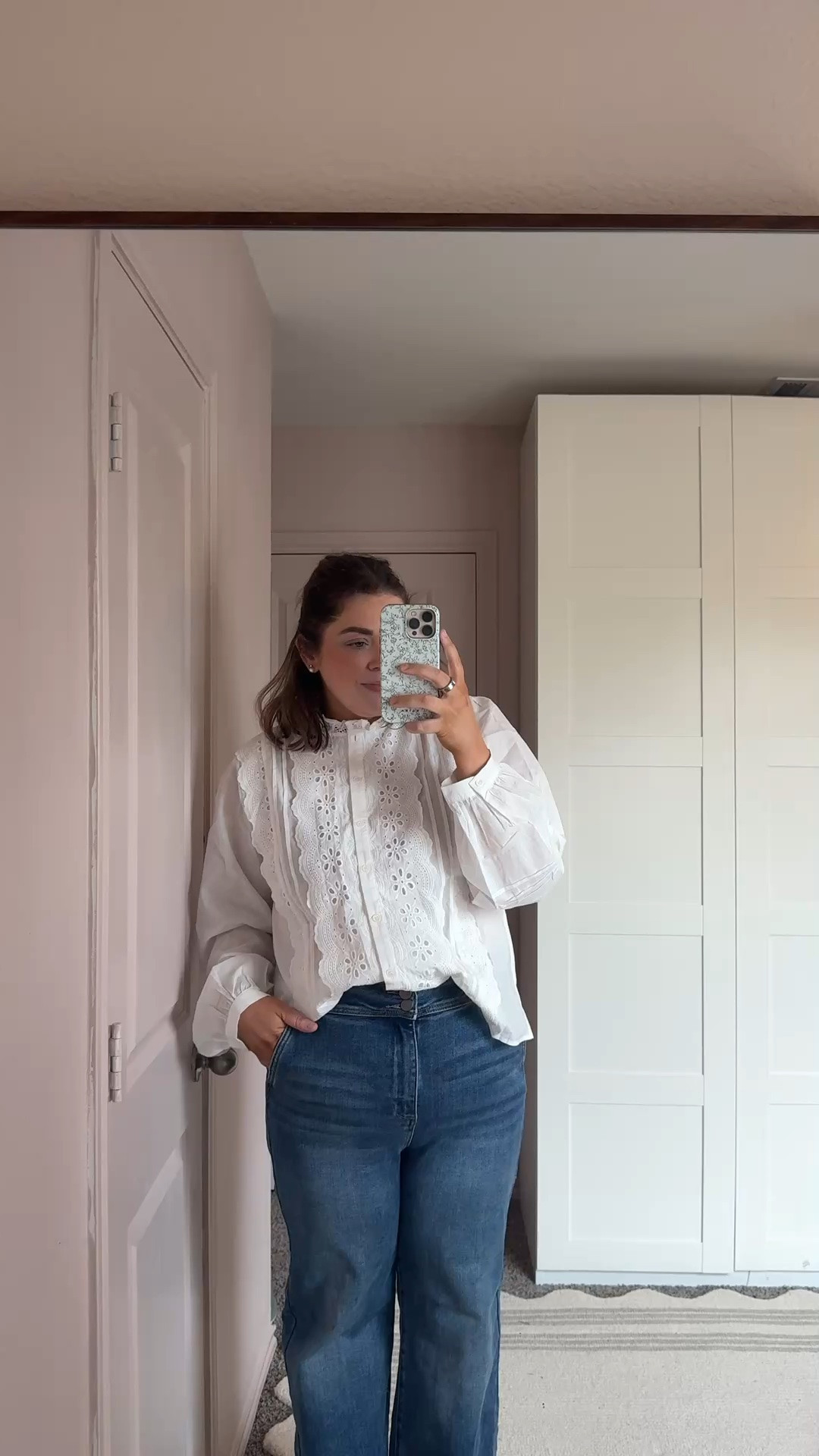 Wide leg trouser jeans wearing 32 and xl in top

#LTKootd #LTKMidsize