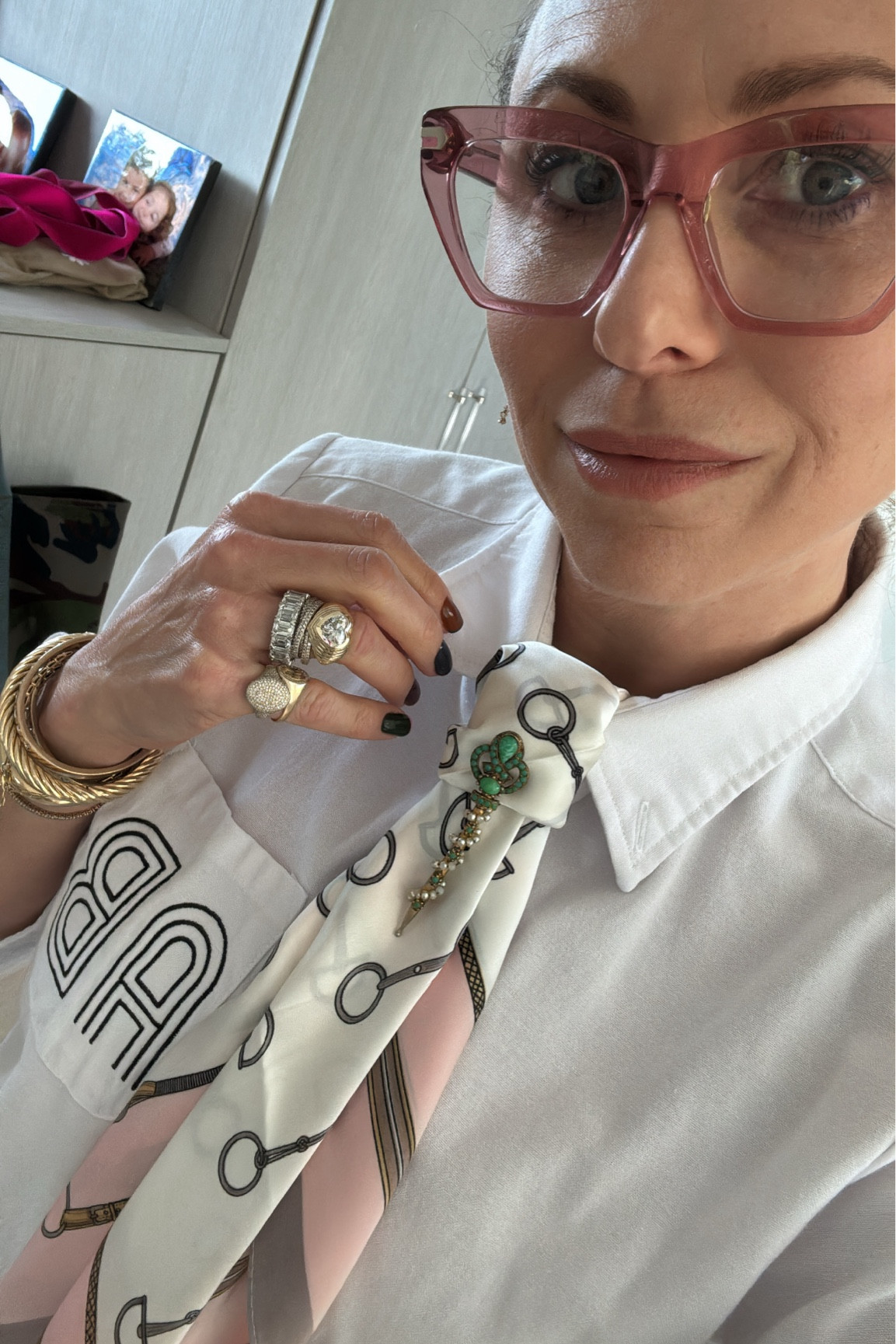 Even though the necklines are coming up for the colder months, that is no reason to wear less sparkles! I added a vintage broche to this Amazon scarf that creates the perfect cold weather drip. 
#workwear #officewear #officestyle #buttondown #styletip #vintage #broche

#LTKSeasonal #LTKStyleTip #LTKWorkwear