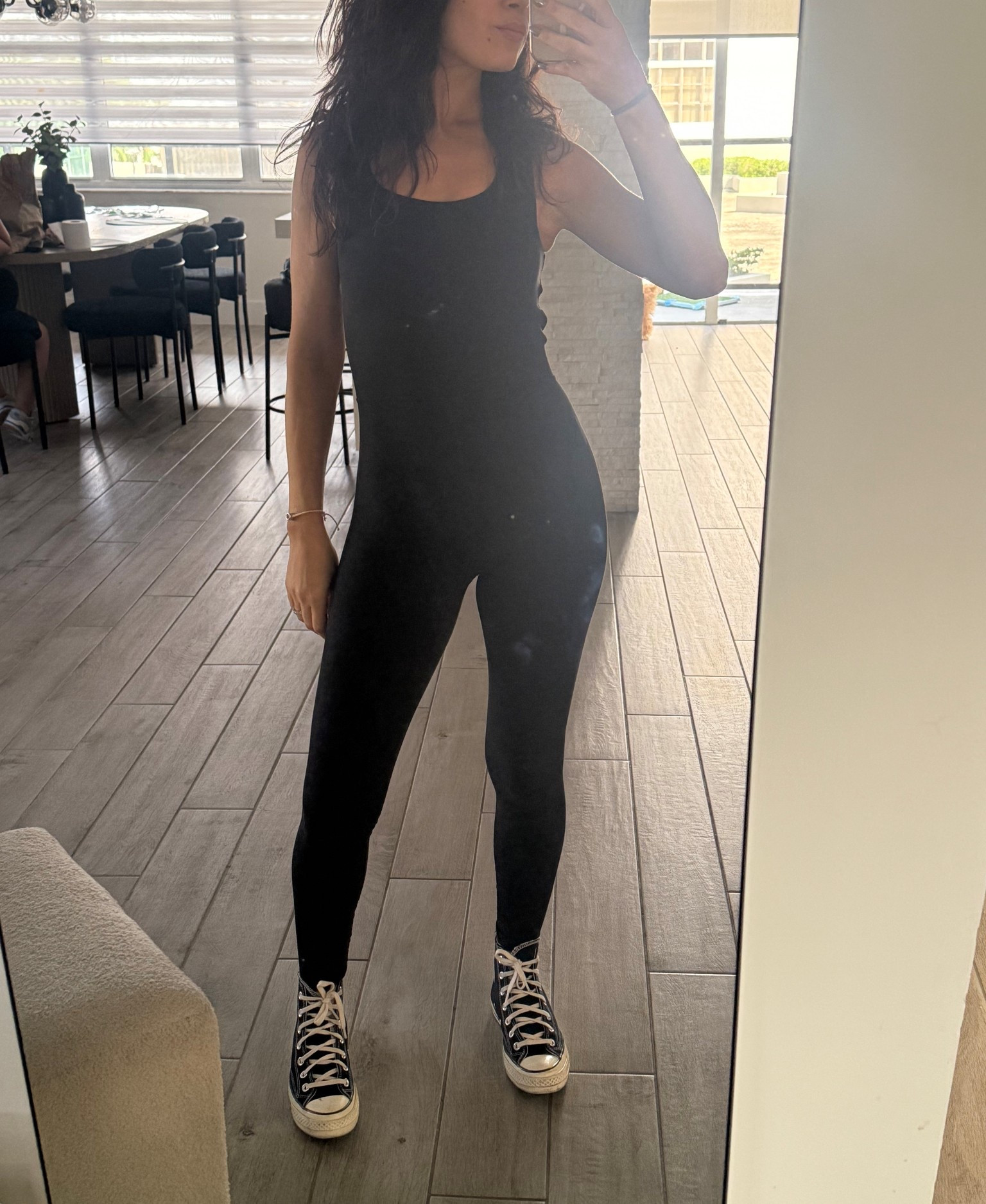 Another great errands outfit. This onesie can be from workout to errands and still look cute. I like to pair it with a denim button down wrapped on waist .
I wear size XS in aerie


#LTKFindsUnder50 #LTKStyleTip