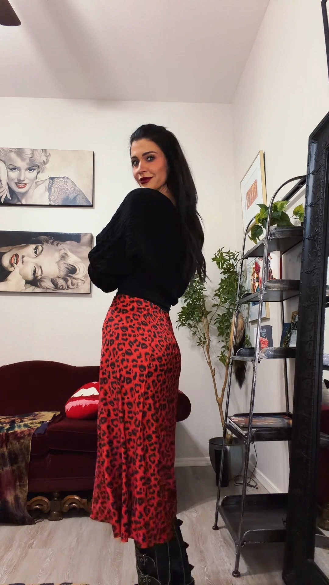 This skirt is so comfy and comes in almost 20 colors and patterns and is under $30 ! 

#leopardprint
#leopardprintskirt
#womensmaxiskirt
#falloutfit
#brunchoutfit
#sale

#LTKSaleAlert #LTKStyleTip #LTKFindsUnder50