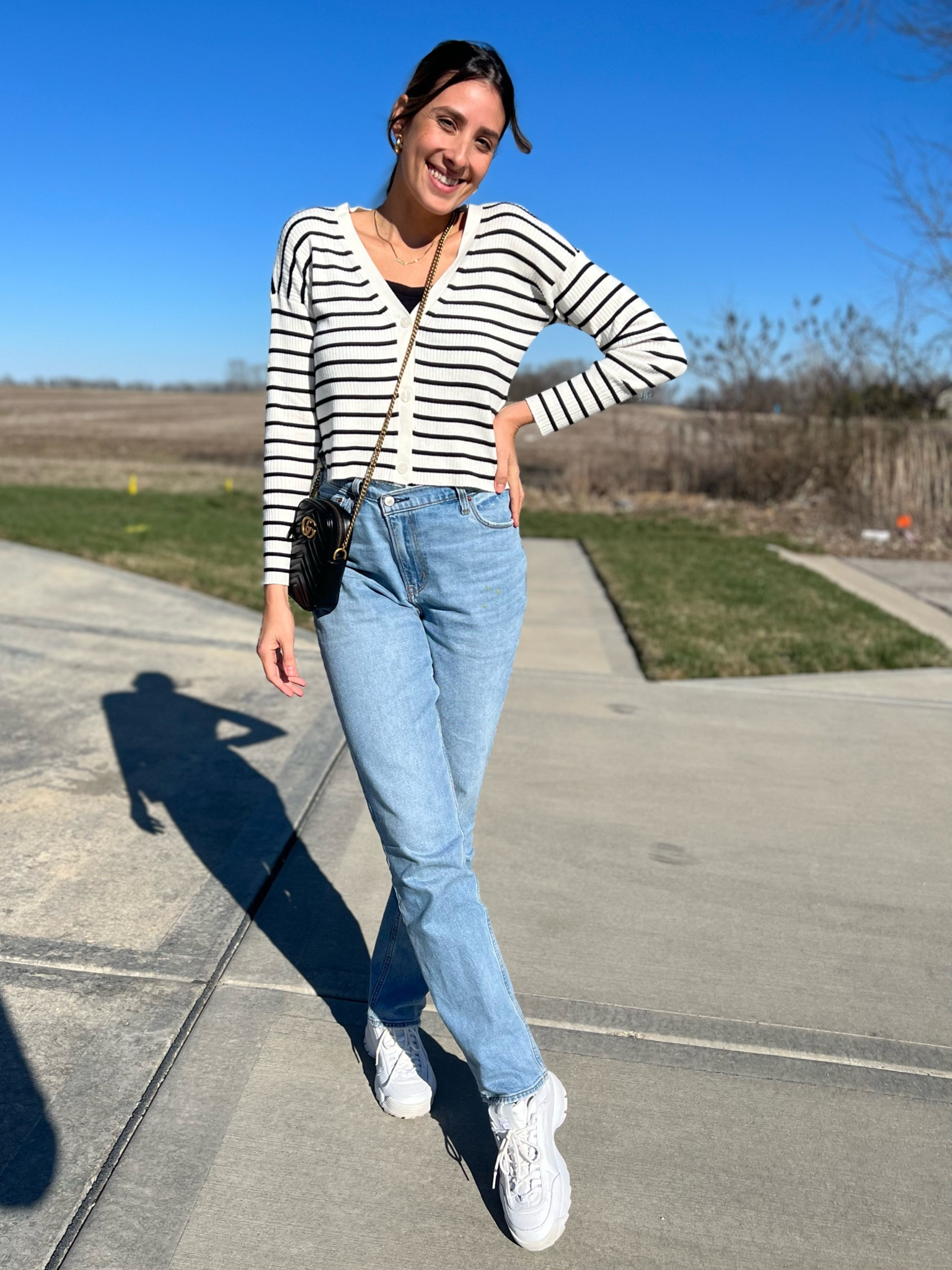 Sunday outfit 🤍just got this cardigan and it’s so cute and perfect for spring!


#LTKsalealert #LTKitbag #LTKunder50