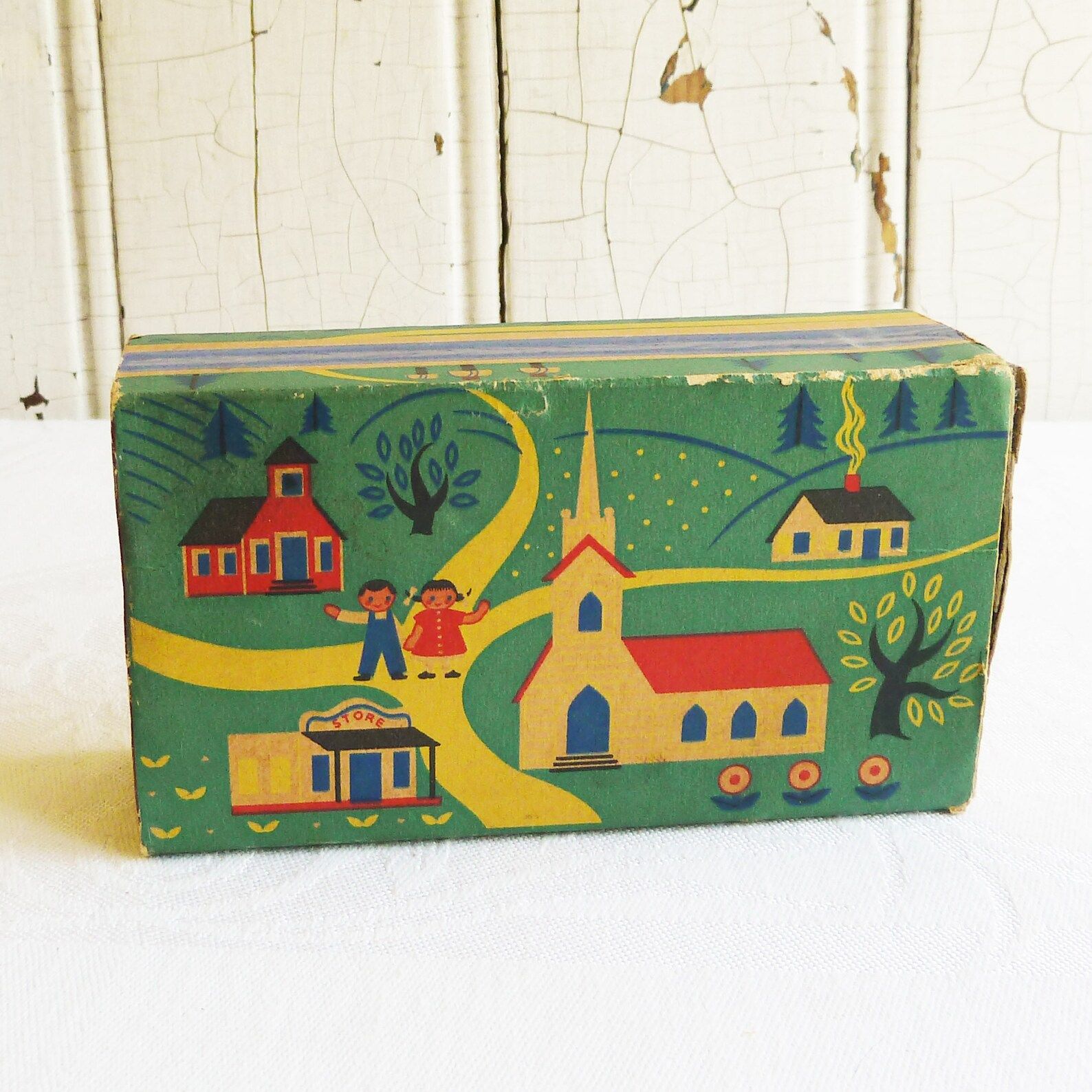 Read the full title
    1950s Folk Art Ohio Blue Tip Matchbox, Large Kitchen Range Size Match Box... | Etsy (US)