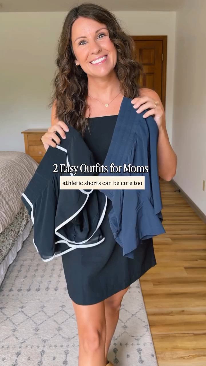 Momming is already a full-time job, and then on top of it we’re somehow supposed to get dressed, chase kids around, and somehow stay comfy?!!😅
it can be tough, but here are a couple of outfits you can wear to do all of that🙌🏽

Easy mom outfit! Easy mom ootd 

small in my bra, small in my tank (wishbone color—I own it in line 6 colors though) and xxs in my shorts. My teva sandals are size 6.

#athletacreator #comfymomstyle #athleticshorts #trackshorts #summerstyleinspo

#LTKgrwm #LTKmomlife #LTKootd