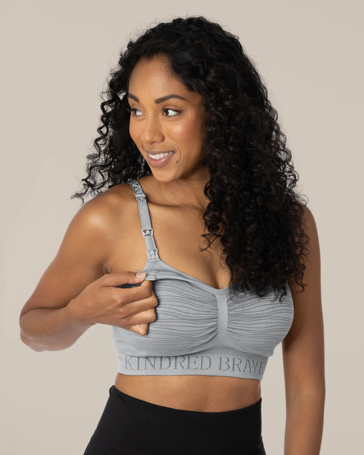 Sublime® Hands-Free Pumping & Nursing Bra | Grey – Kindred Bravely | Kindred Bravely