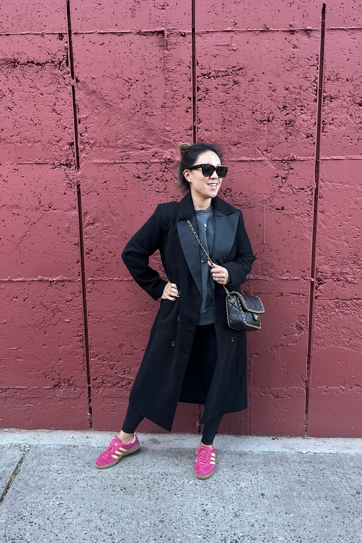 Fall weather. Long jacket. Woven coat. Oversized. I’m wearing an xxs. I love the satin detail on the collar. I’m wearing a two in the leggings and a six in the shoes.

#LTKShoeCrush #LTKStyleTip #LTKItBag
