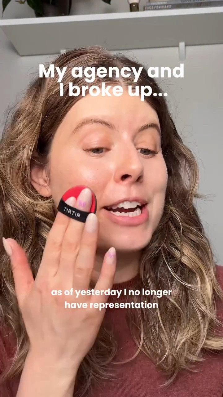 People were asking for product links to this, so here ya go. Here's what I'm using:

TirTir cushion foundation in 17C
Estee Lauder Double Wear Concealer in 1C
Rephr Lash curler in 18R
Kaleidos Eye Quad in Flowing Haze
Addiction Tokyo Micro Eyeliner in Black
Persona Cosmetics Volumizing Tubing Mascara in Black
Morphe Bronzer Duo 
Canmake Fleur Blush in Strawberry
Persona Cosmetics Lip Liner in Mauve
Merit Lip Blush in Archival

#LTKBeauty #LTKgrwm