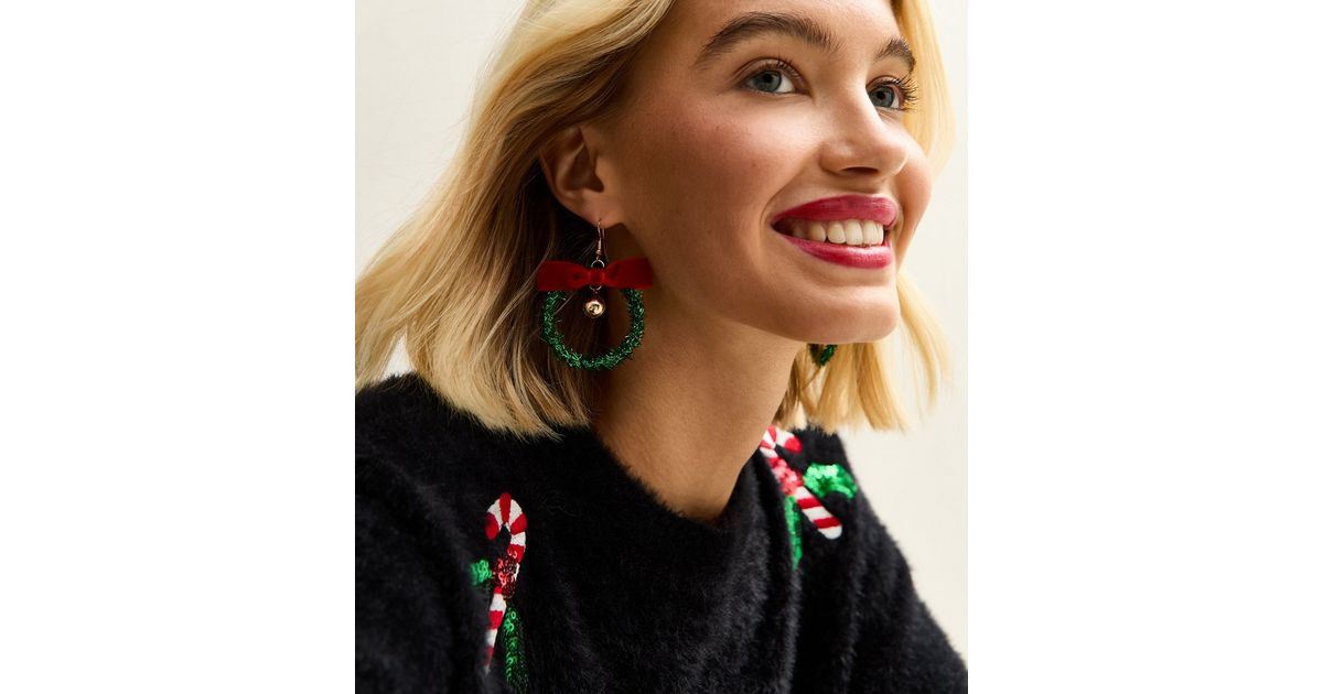 Christmas Tinsel Bow Wreath Earrings | New Look | New Look (UK)
