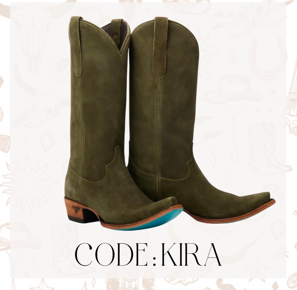 updating my cowboy boot collection on here! 
true to size 

#LTKShoeCrush #LTKStyleTip #LTKSaleAlert