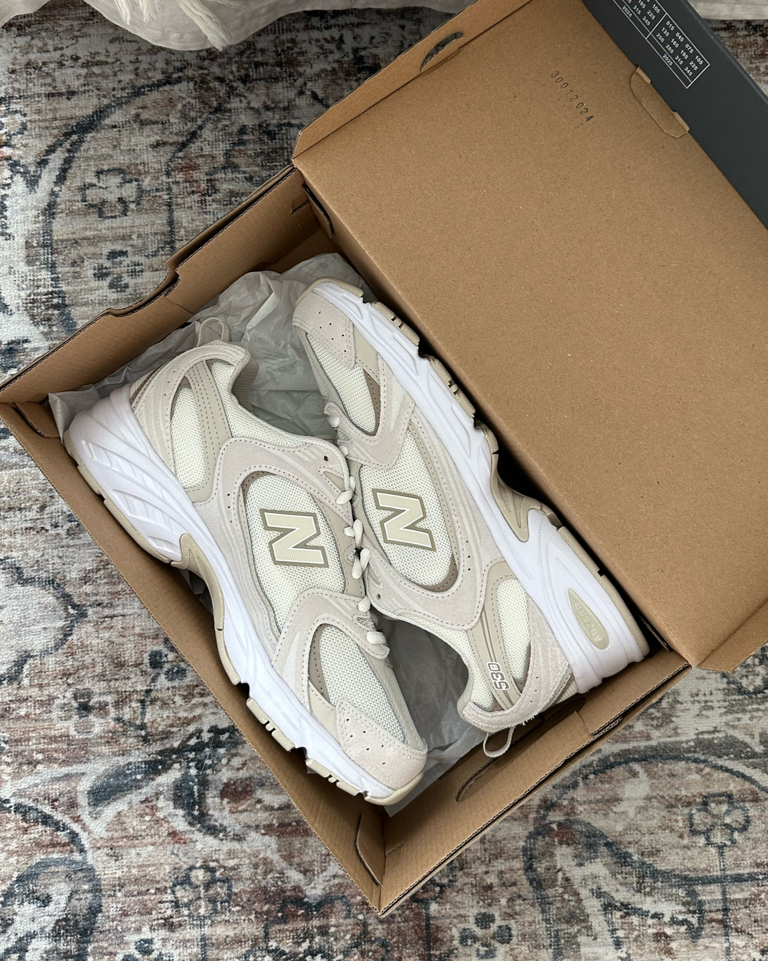 my favorite walking shoes! New balance / new balance 530 / 530 / tennis shoes / walking shoes / hot girl walk

#LTKShoeCrush #LTKFindsUnder100 #LTKActive