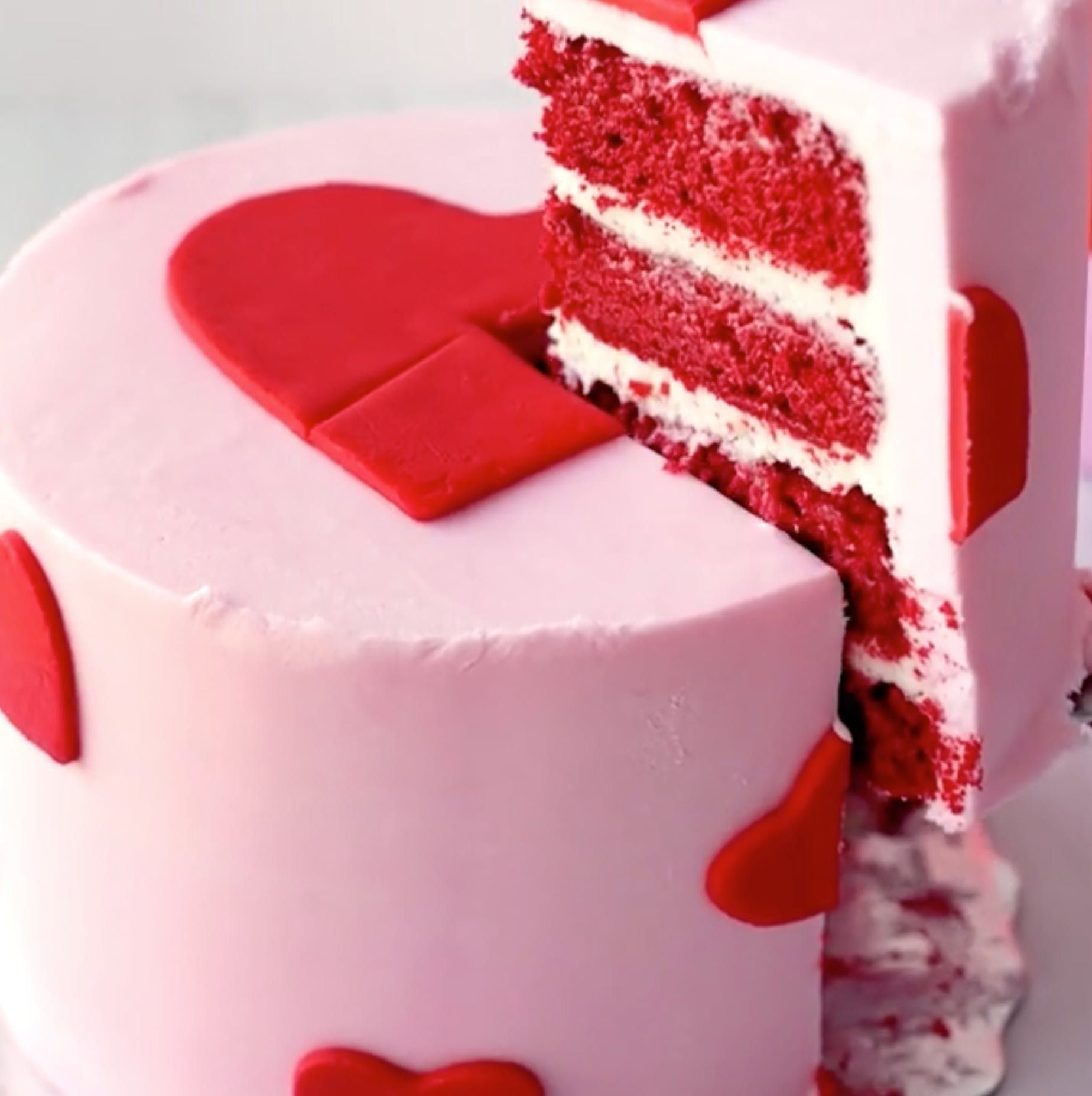 Red Velvet Heart Cake | Goldbelly