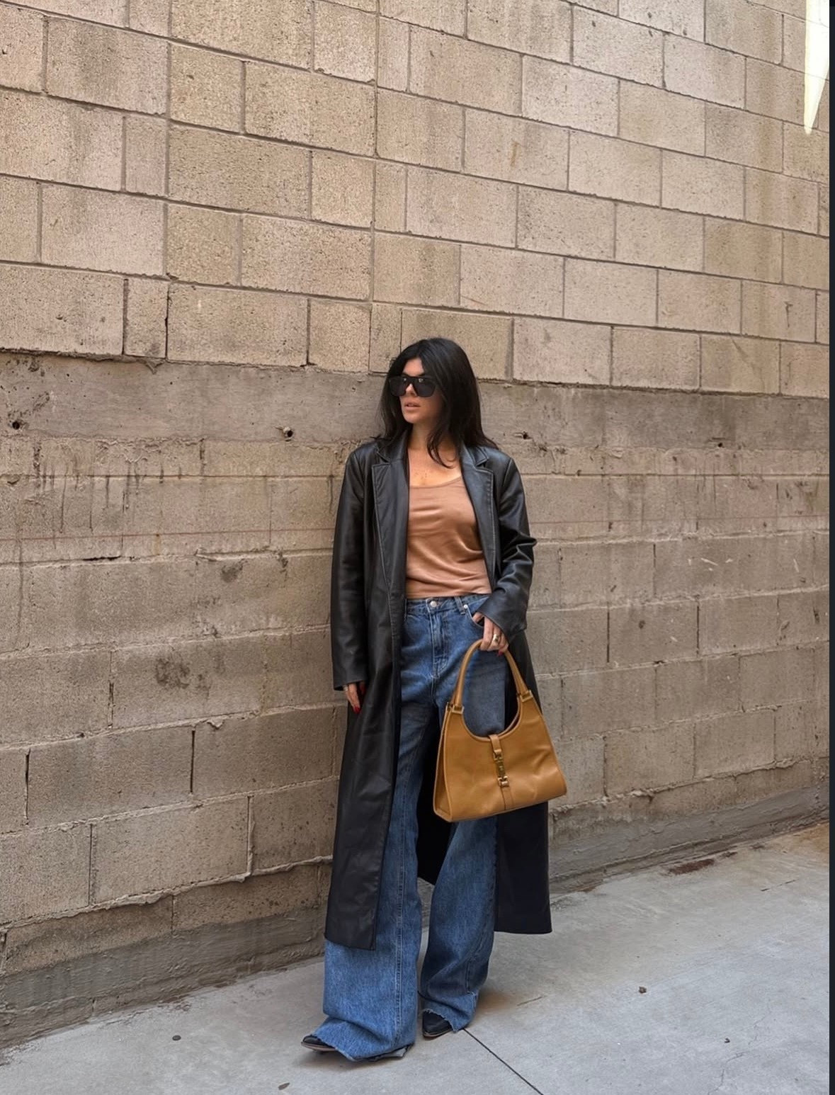 It’s officially coat season. Prepare to be sick of me. 

Fall trench coat, faux leather trench coat, leather trench coat, vintage Gucci purse, casual fall outfit

#LTKSeasonal #LTKItBag #LTKStyleTip