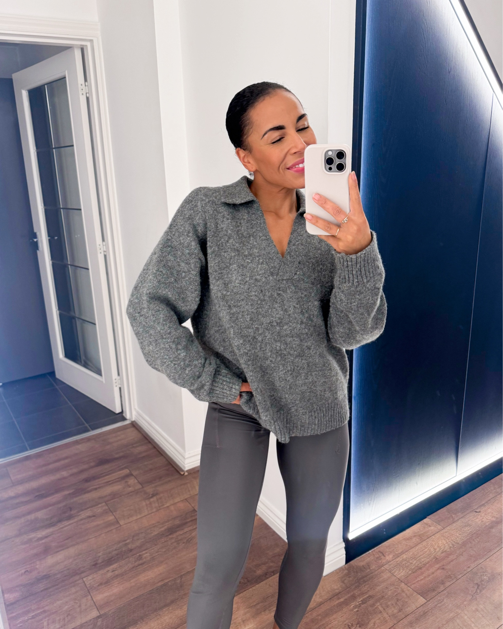 Knitwear in grey 🩶 

Autumn knitwear fashion autumnfashion style  

#LTKeurope #LTKuk #LTKautumn