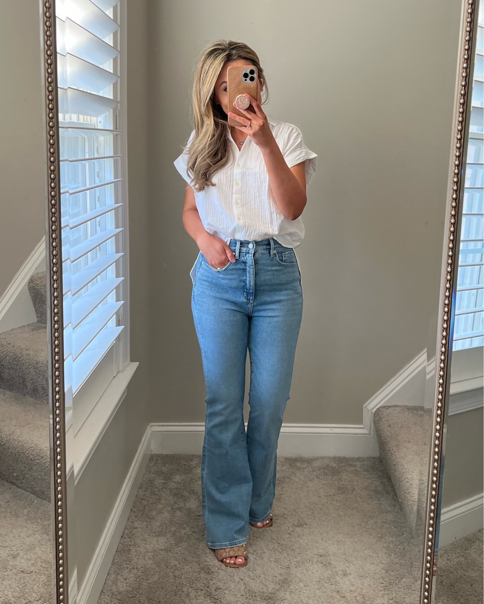 Love the top😍 wearing size XS, jeans have stretch to them, comfy wearing size curvy 27

#LTKstyletip #LTKsalealert #LTKworkwear