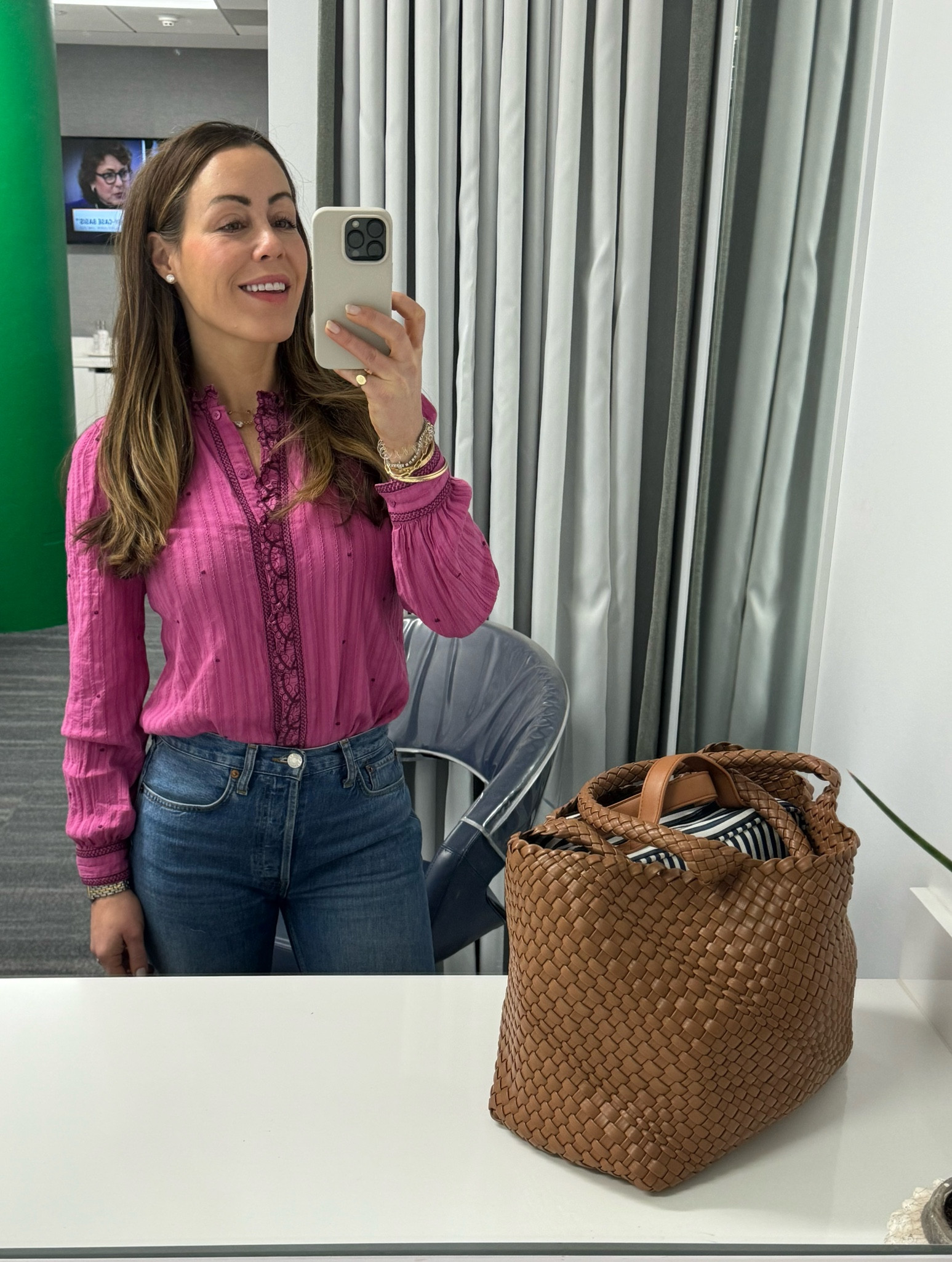 Exciting day today! 💕 OOTD - my exact top is sold out, but I linked the same style in a different pattern, as well as a couple similar options! 

#LTKSeasonal #LTKstyletip #LTKMostLoved