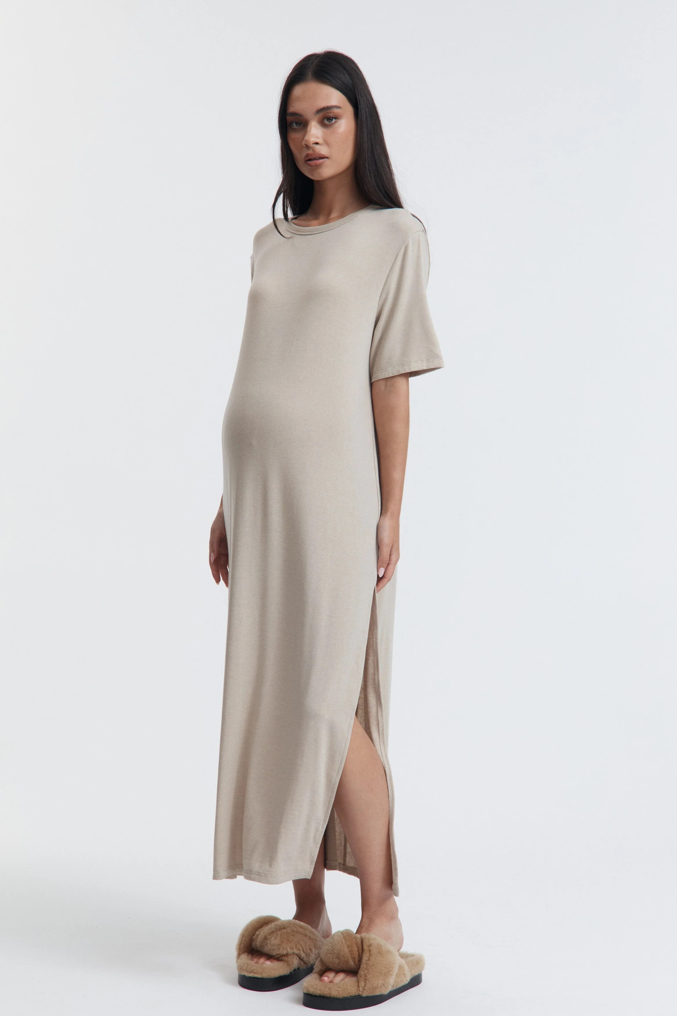T-shirt Relaxed Maxi Dress (Taupe) | Legoe Heritage Maternity APAC