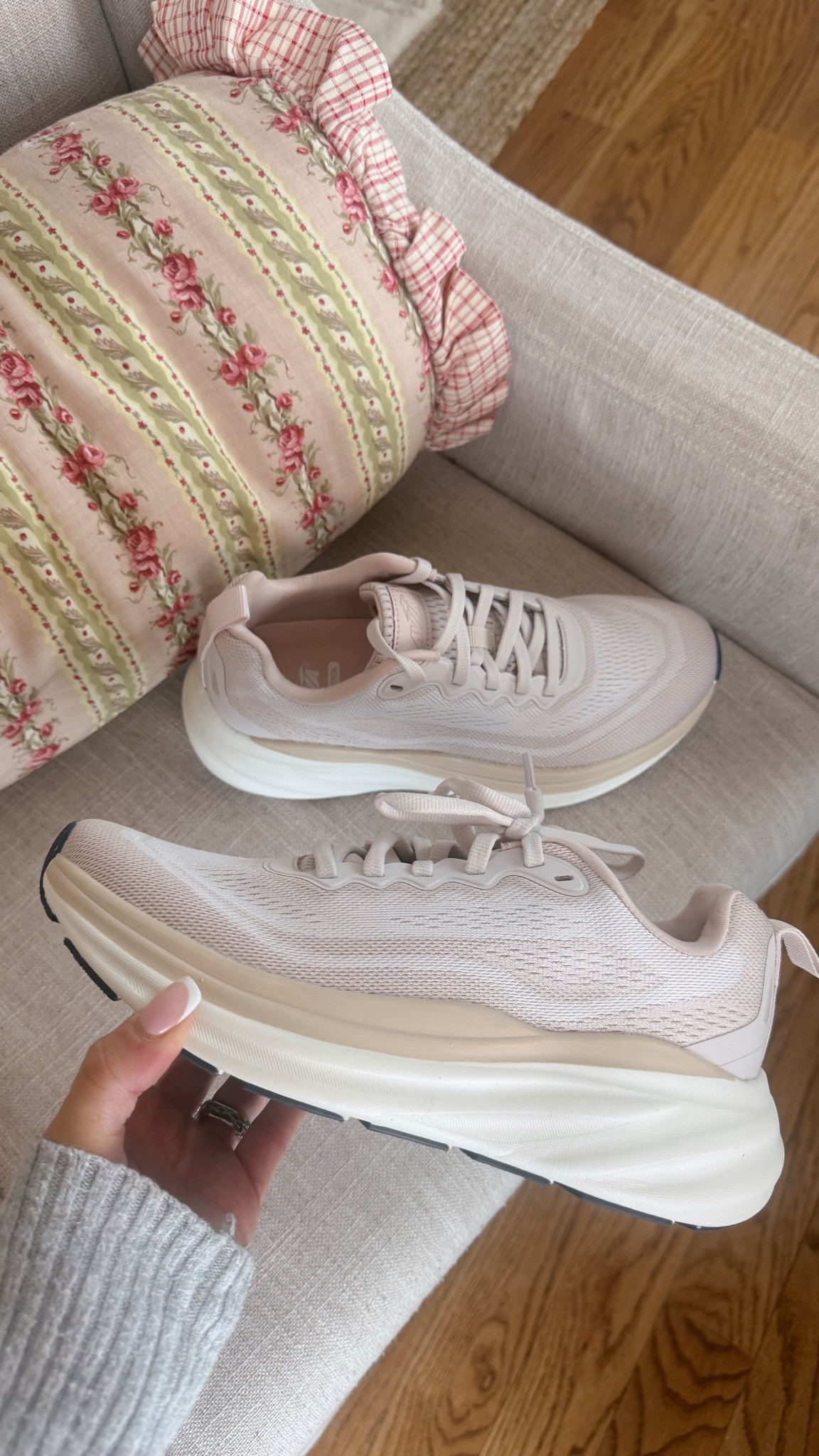 Looks just like my hokas but they’re $22!!! 

#LTKFitness #LTKMostLoved #LTKSaleAlert