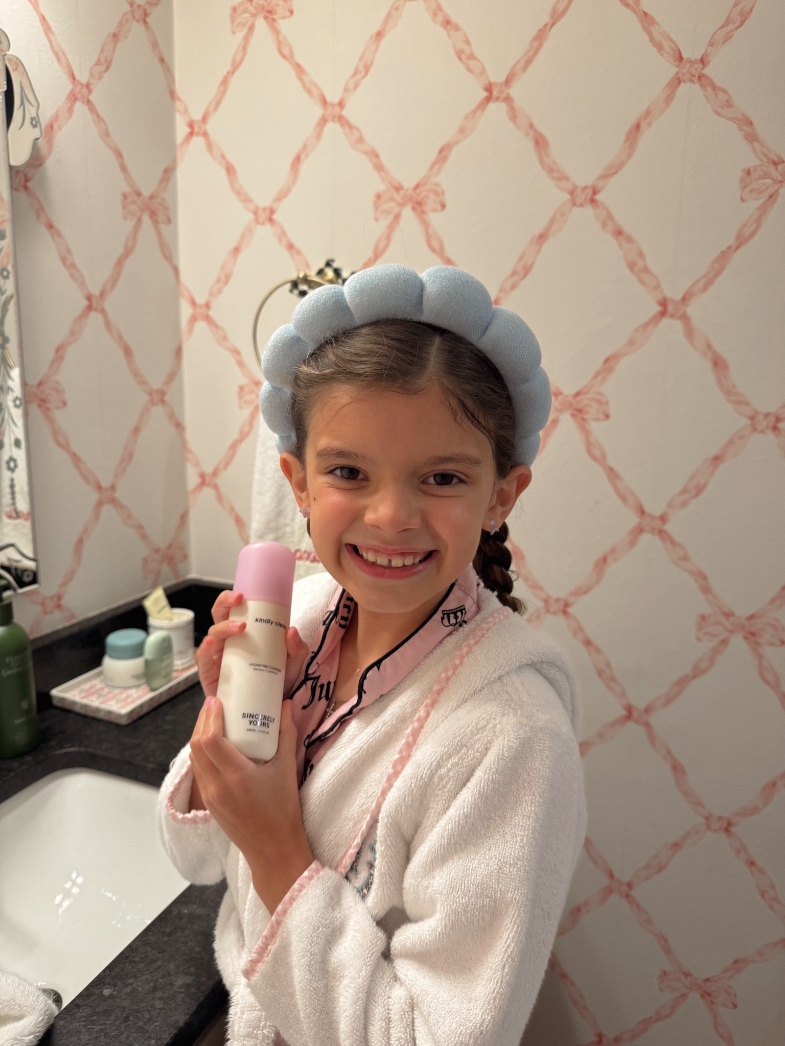 Skincare for your gal! 