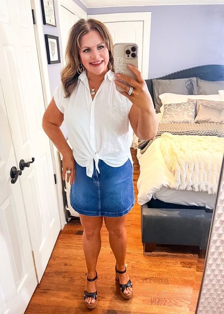 Happy Saturday, you guys!
I’m loving this classic combo. This oversized Dolman top is made from the most soft cotton. It will be perfect for when it gets hot out there.
It’s paired with this classic cut denim skirt. This skirt is 99.5 % cotton and 5% Spandex. It has just a tiny bit of stretch to it.
Both pieces are so versatile and can be styled a million different ways.#LTKSale
Spring outfit, vacation outfit.

#LTKSeasonal #LTKFestival