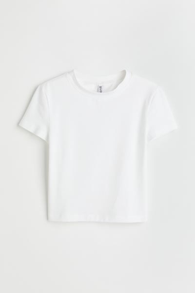 Cropped top in cotton jersey with a round neckline and short sleeves. | H&M (UK, MY, IN, SG, PH, TW, HK)