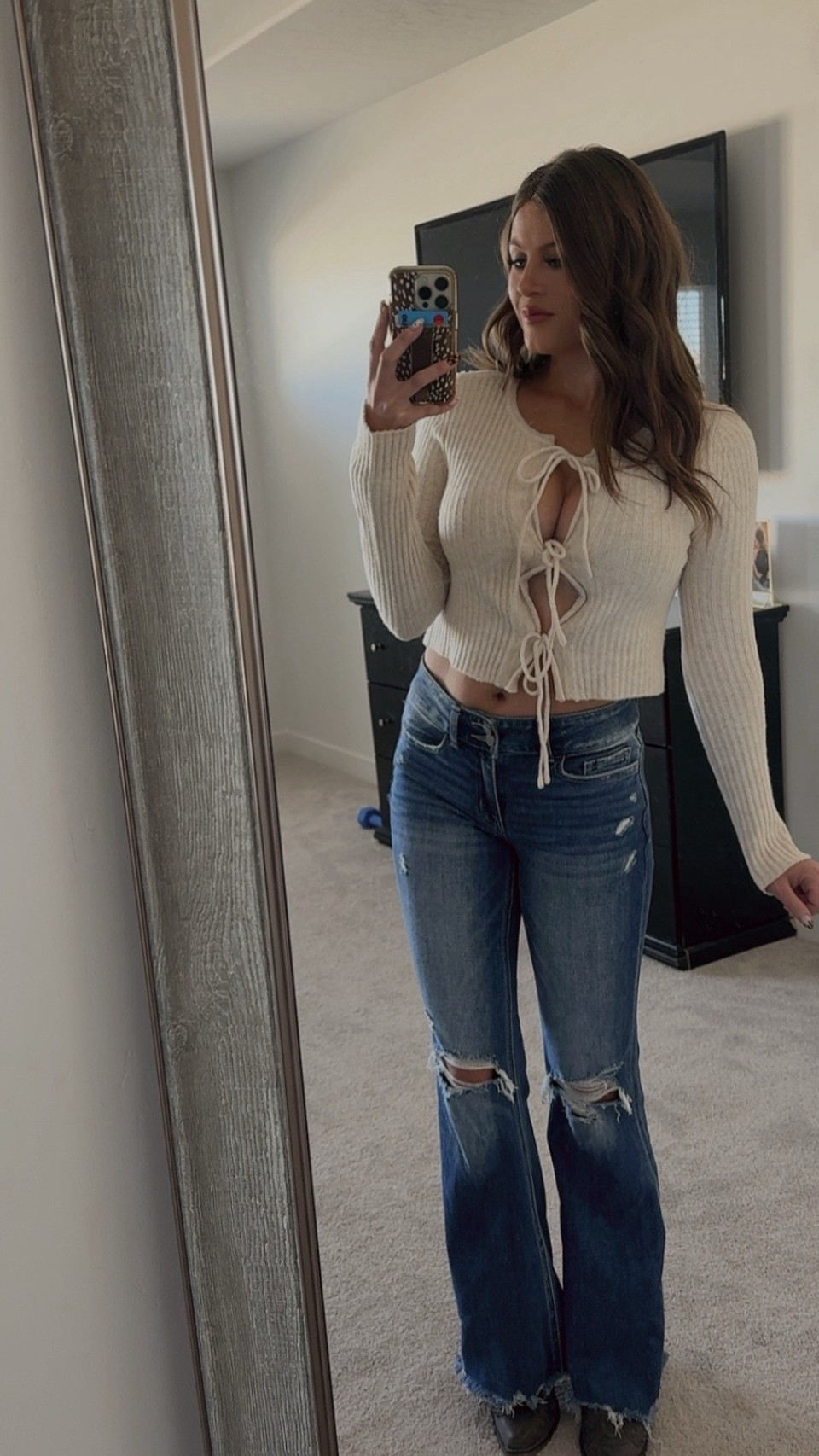 Fall OOTD!
Size small in the top. 
Sized up to a 26 in the jeans but I should have gotten my normal size 25. Run tts with stretch!

#LTKSeasonal