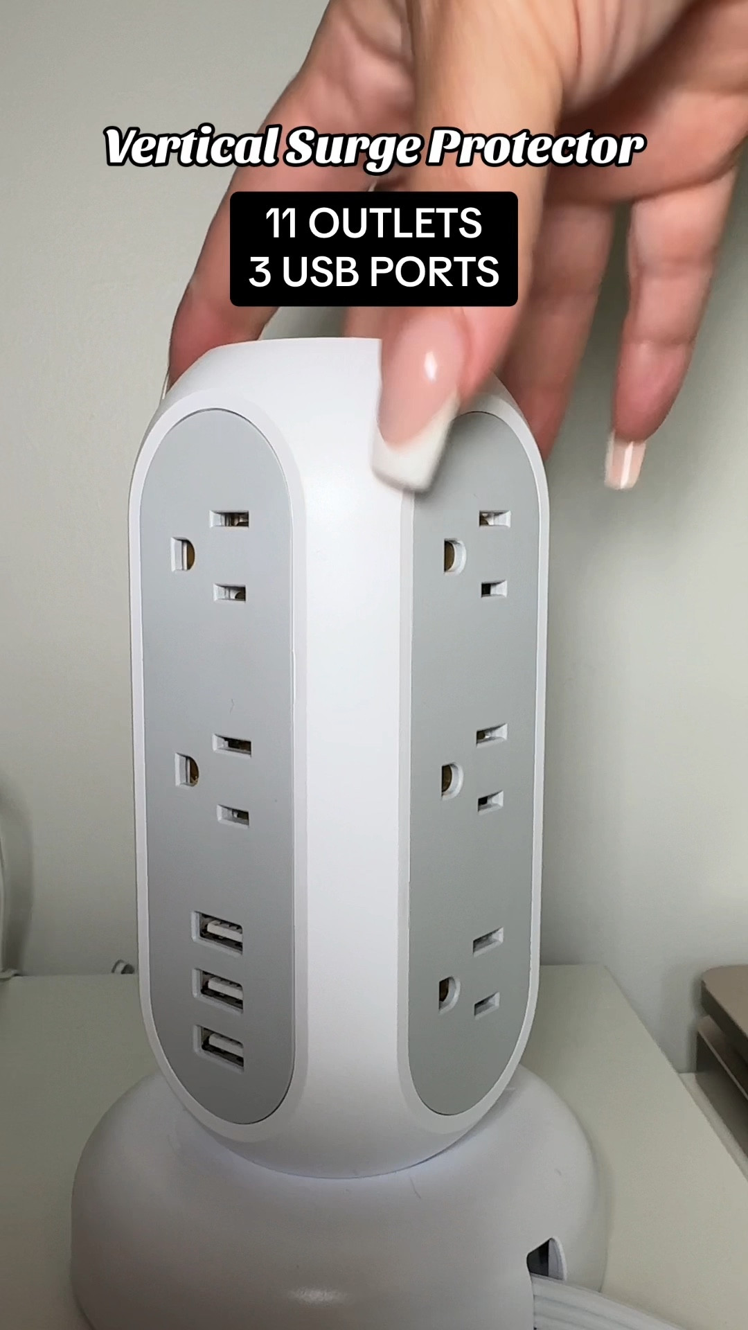 Who else has rooms in their house with only two outlets?
#tessan #powerstrip
#tessanpowerstrip #tiktokshopbacktoschool #desksetup #homeoffice #workspace #workspacegoals #vanitysetup #oldhouse #oldhome

#LTKHome #LTKFindsUnder50 #LTKBacktoSchool