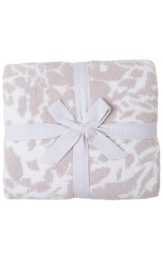 Barefoot Dreams Cozychic Bloom Blanket in Blush. | Revolve Clothing (Global)