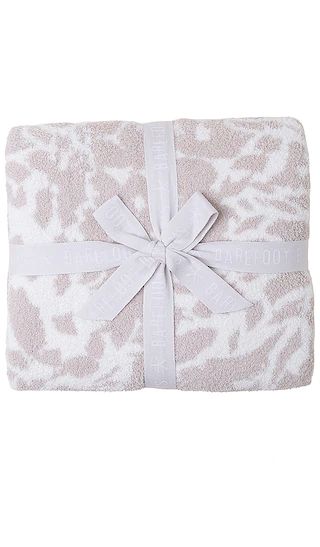 Barefoot Dreams Cozychic Bloom Blanket in Blush. | Revolve Clothing (Global)
