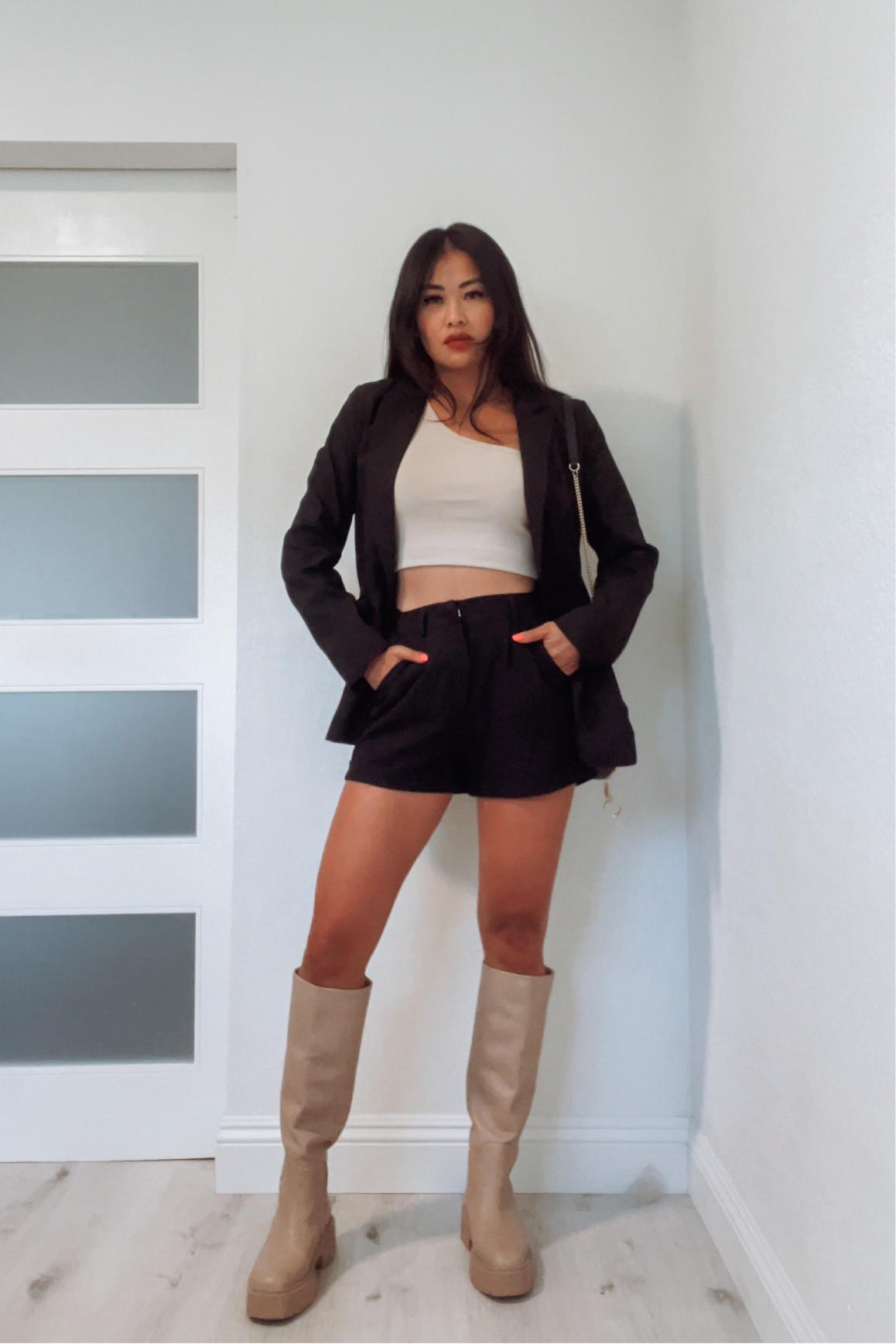 Fall outfit, blazer with shorts and chunky boots 

#LTKstyletip #LTKshoecrush #LTKSeasonal