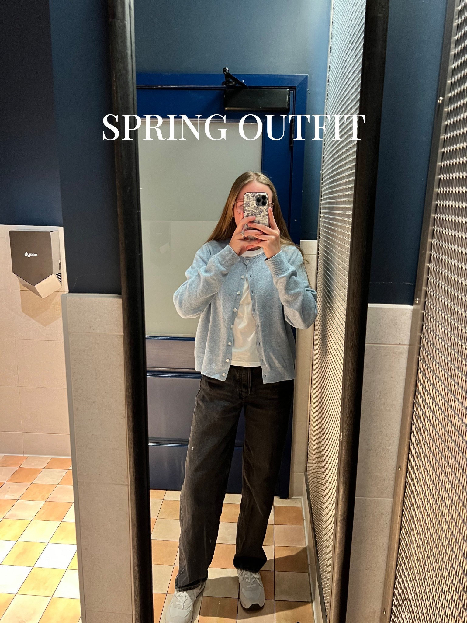 Just a comfy, easy to throw on spring fit🫶🏻

#ltkcreator #ltkfashion #oldnavystyle #targetstyle #springfashion #springstyle 

#LTKStyleTip #LTKSaleAlert #LTKSeasonal