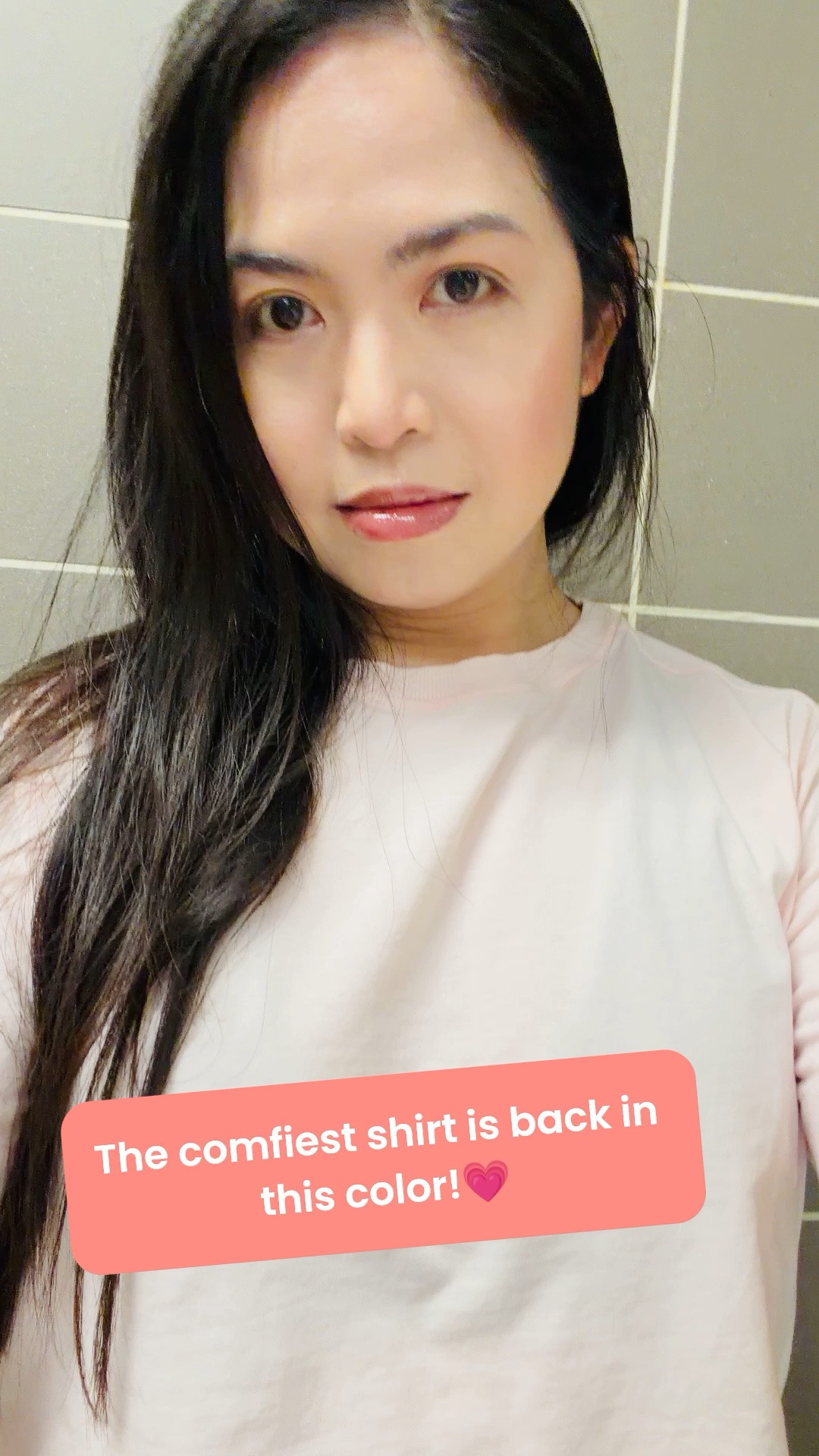 My go-to travel/post workout and spring/summer daily errand-look!👌🤗This best selling shirt is back in this color! Wearing an XS get it before it’s gone!🤗💕💗Comes in a bunch of other colors perfect for airport days, beach, workouts, etc.



#ltkstyletip #summerstyle #springstyle #lululemon #ltkfindsunder50 #tshirt #croppedshirt #pinktee #ltkfindsunder100

#LTKootd #LTKActive #LTKTravel